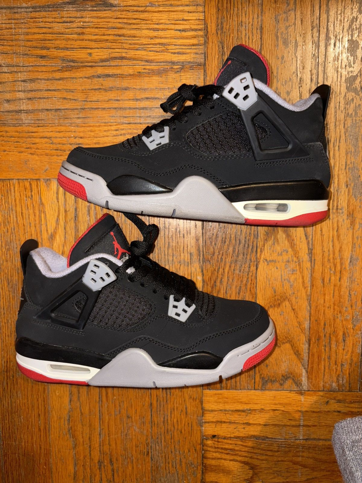 Jordan Brand Jordan Retro Bred 4’s- Gradeschool (GS) Size US 6 / IT 36 - 2 Thumbnail