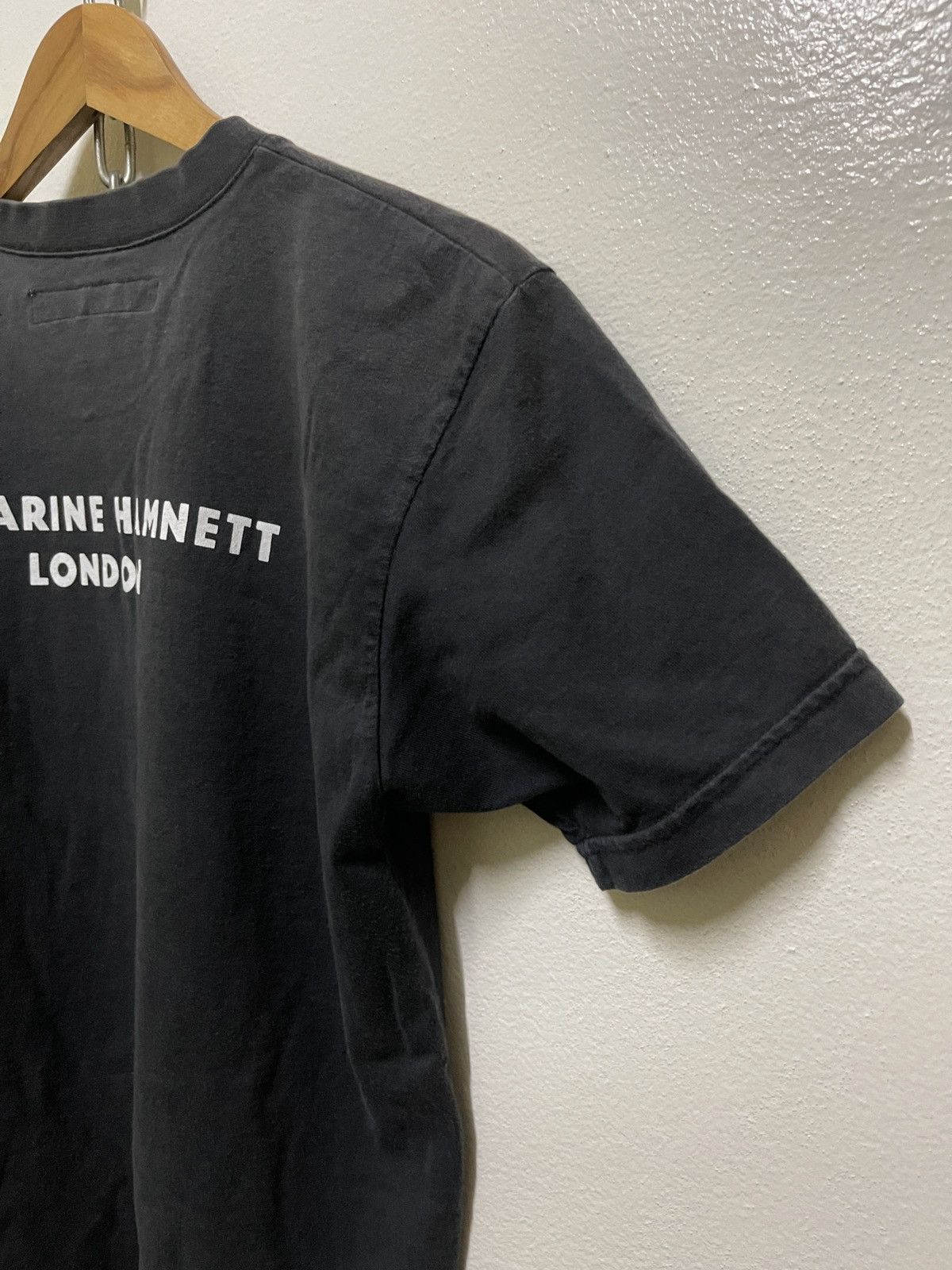 Katharine Hamnett London × Vintage Vintage Katharine Hamnett T Shirt Faded Size US M / EU 48-50 / 2 - 11 Thumbnail