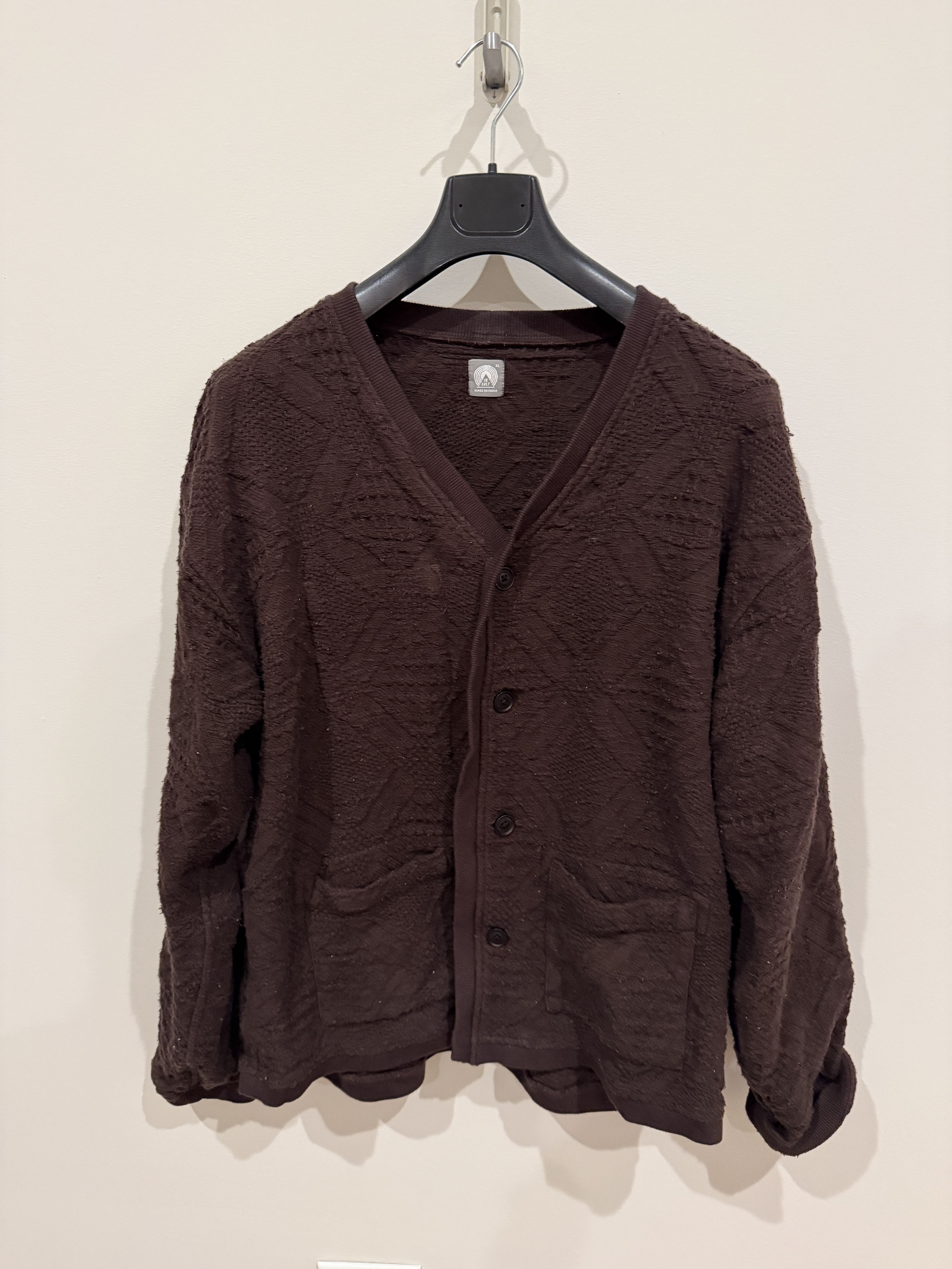 Fola Vneck Cardigan