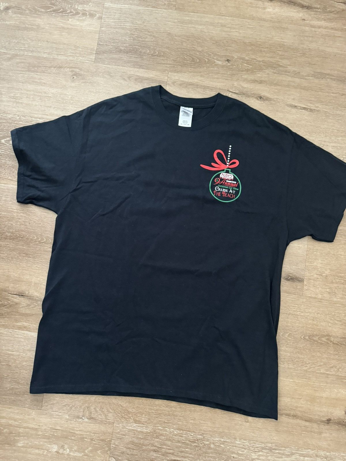Vintage Ruby’s Diner 9th Annual Classic Car Show Holiday Tee XL Size US XL / EU 56 / 4 - 10 Thumbnail