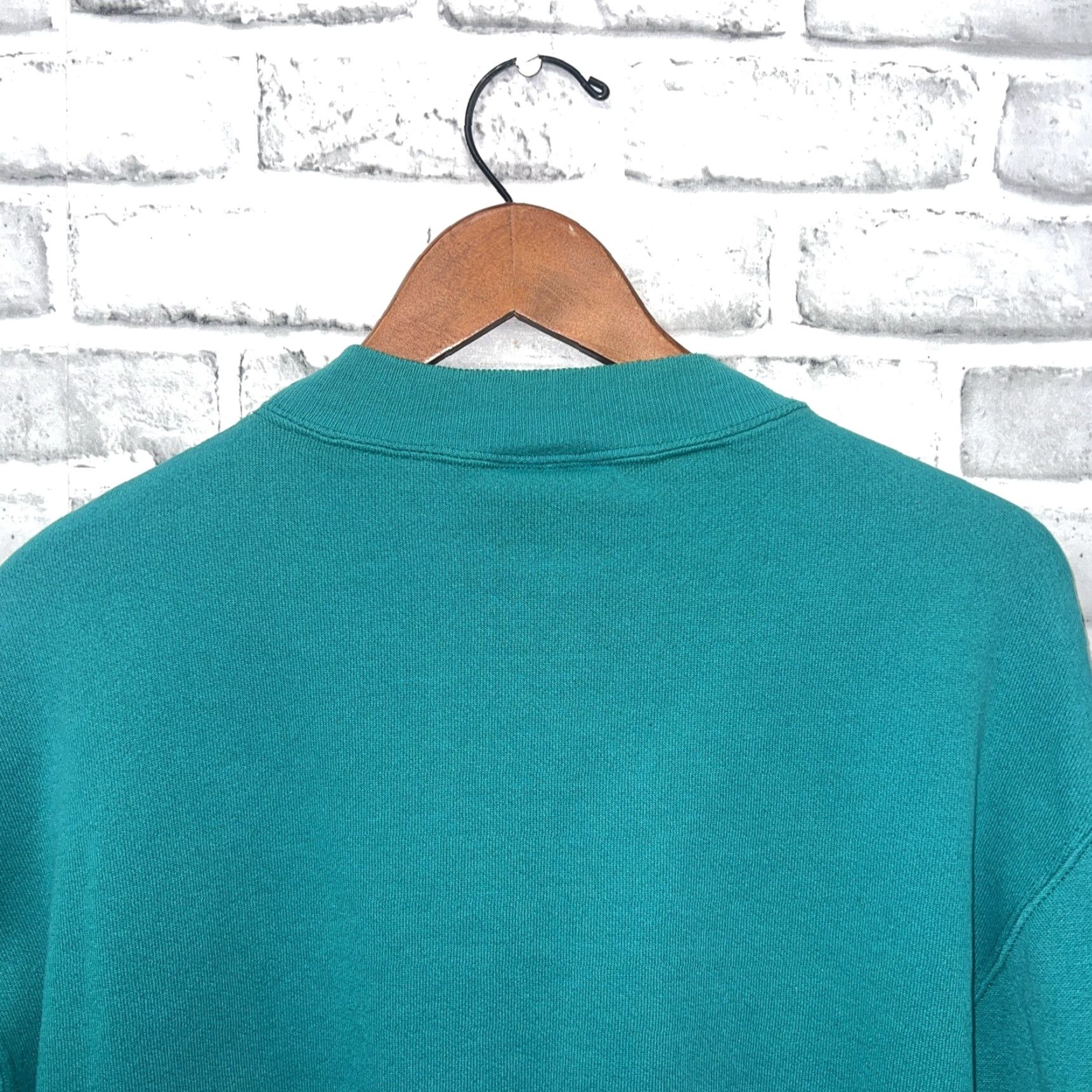 Hanes VINTAGE Hanes Classics Sweatshirt Unisex M Blue Horse Print Pullover Hanes Classics Unisex Adults Mens Womens 90s? Size M / US 6-8 / IT 42-44 - 5 Thumbnail