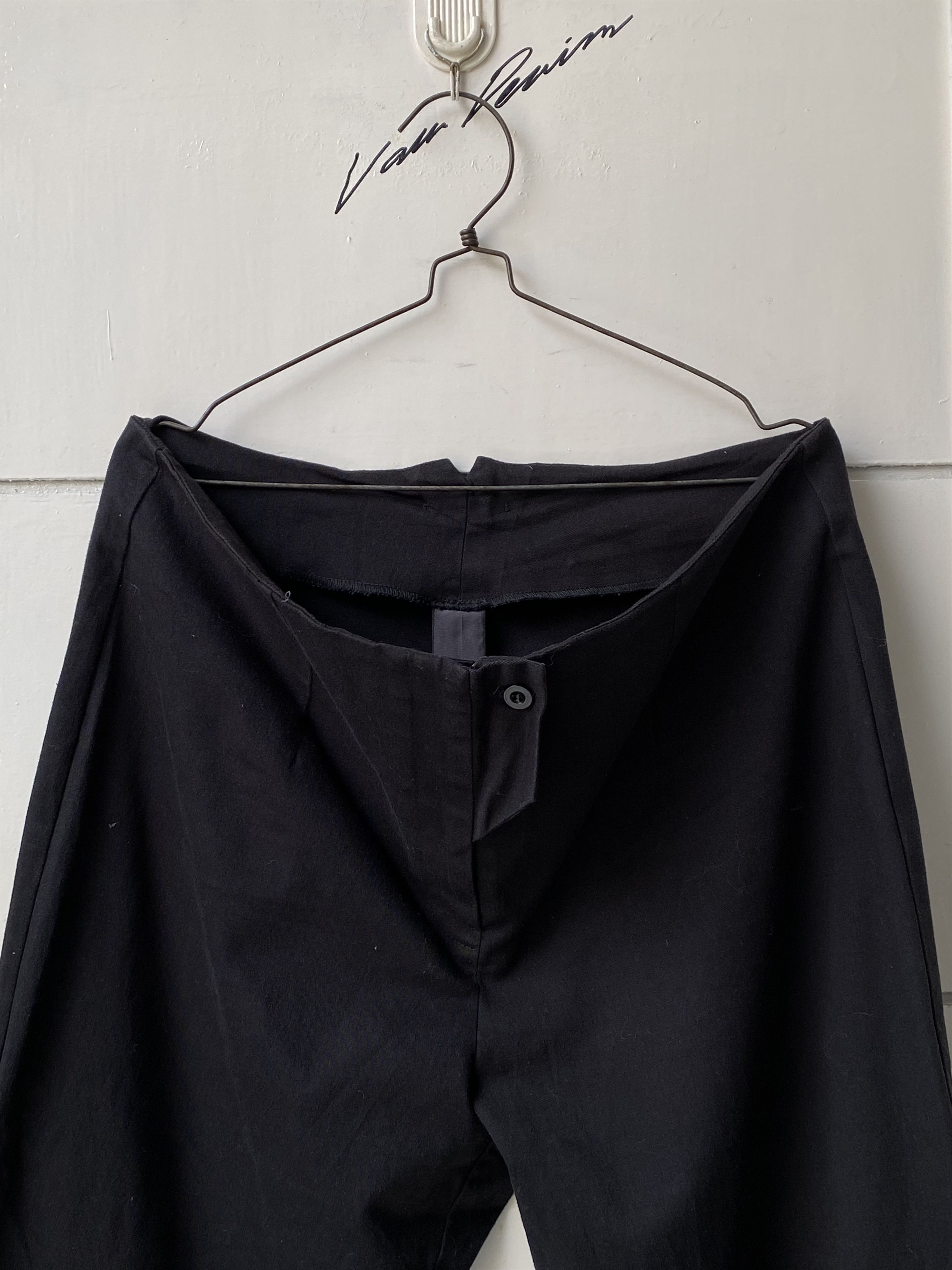 Yohji Yamamoto Yohji Yamamoto ROBYN Black Long Pants Size US 34 / EU 50 - 8 Thumbnail