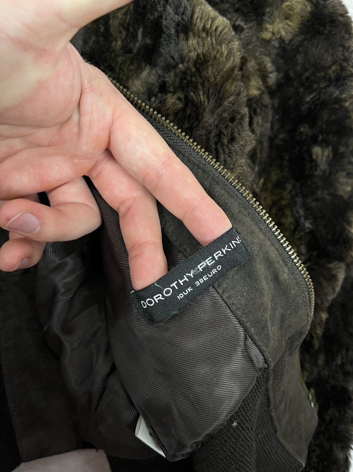 If Six Was Nine If Six Was Nine Avante Garde Cropped Fur Brown Jacket Size M / US 6-8 / IT 42-44 - 7 Thumbnail