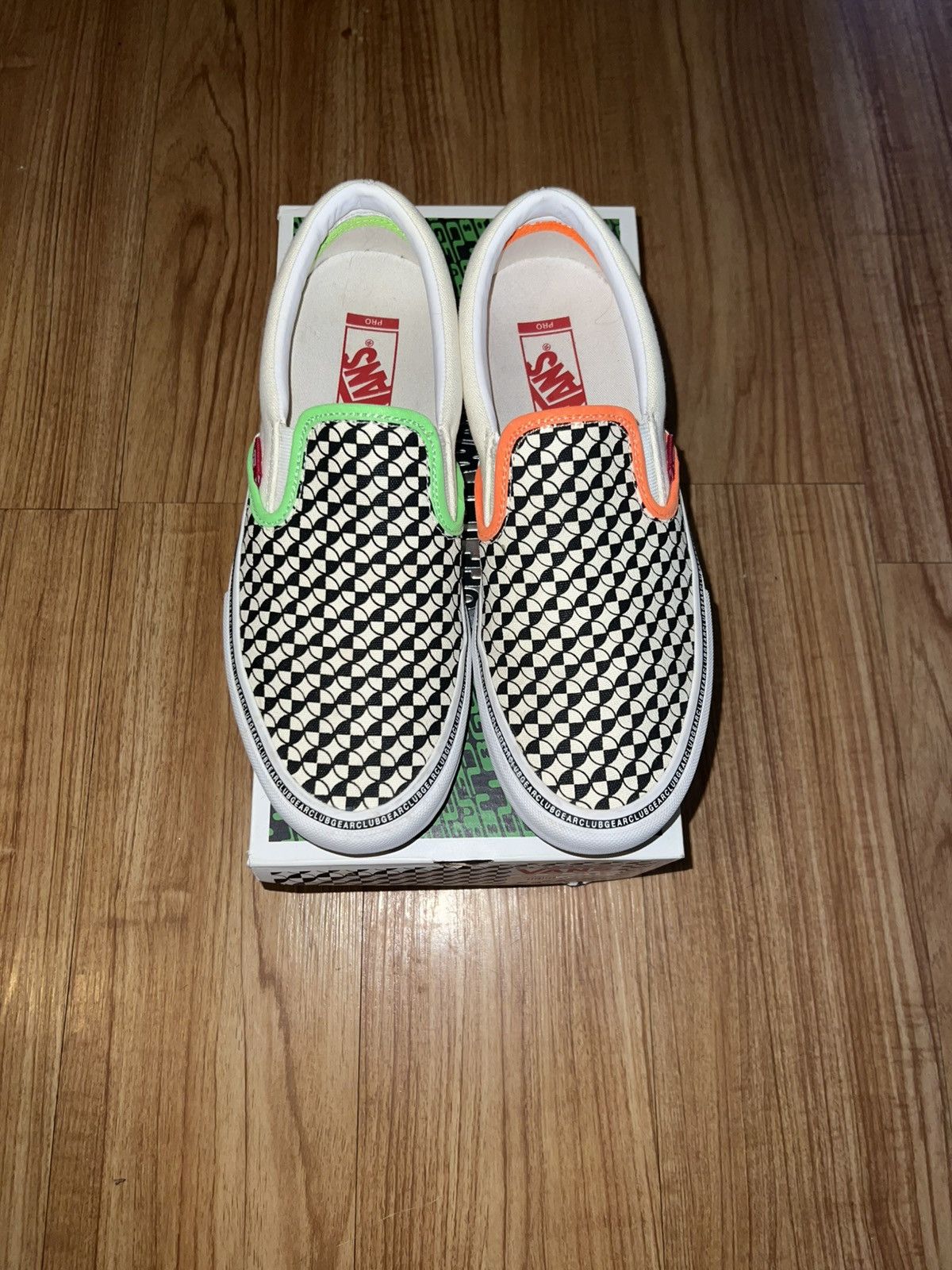 Vans Clubgear X Vans Slip-On Pro Size US 9 / EU 42 - 1 Thumbnail