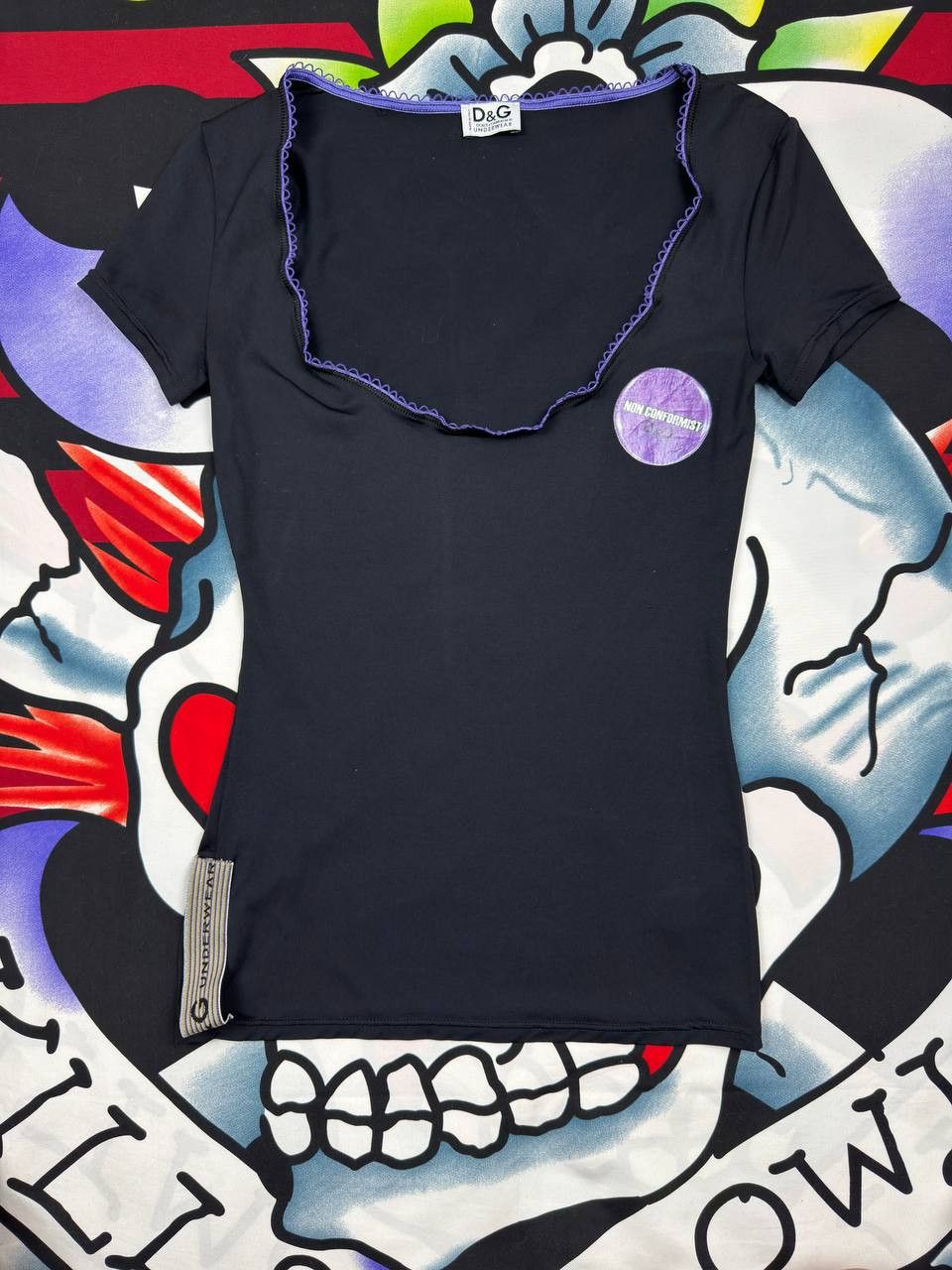Dolce & Gabbana Dolce&Gabbana Luxury Non confirmist small logoT-shirt size M Size M / US 6-8 / IT 42-44 - 1 Thumbnail