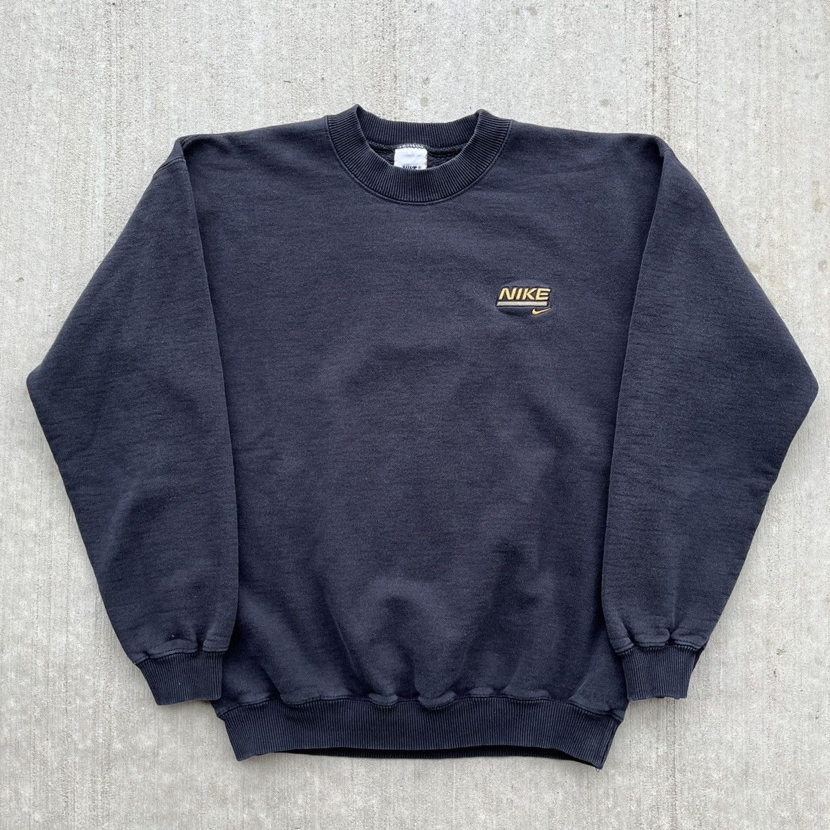 Nike × Vintage Vintage Nike Crewneck Size US S / EU 44-46 / 1 - 1 Thumbnail