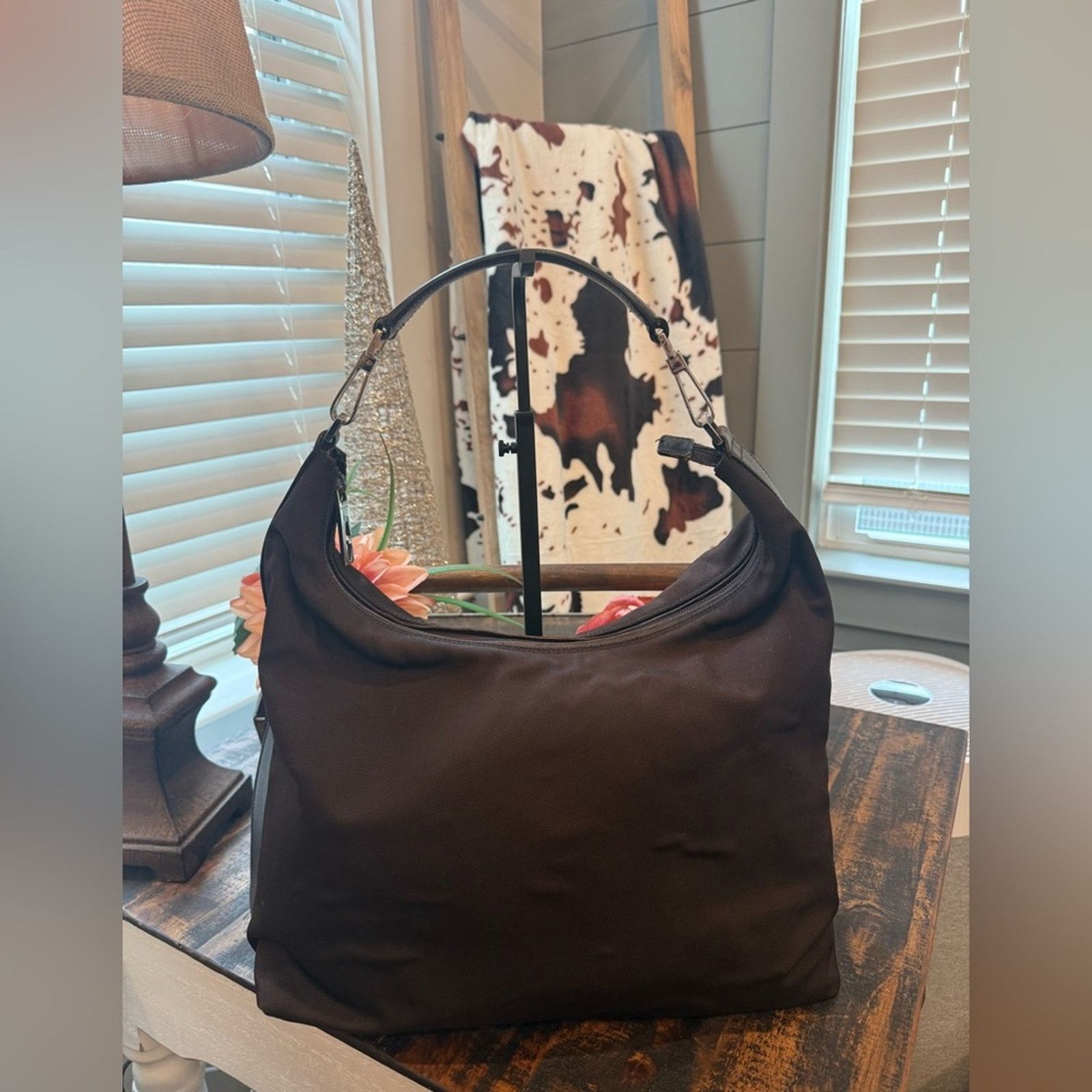 Gucci Gucci Vintage Chocolate Canvas & Leather Bag 00119558444 Size ONE SIZE - 1 Thumbnail