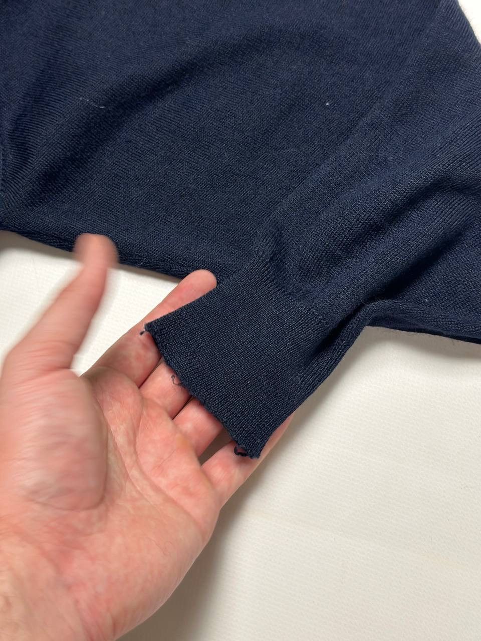 Yves Saint Laurent 1990 era Yves Saint Laurent Wool Oldmoney Luxury Sweater Size M / US 6-8 / IT 42-44 - 10 Thumbnail