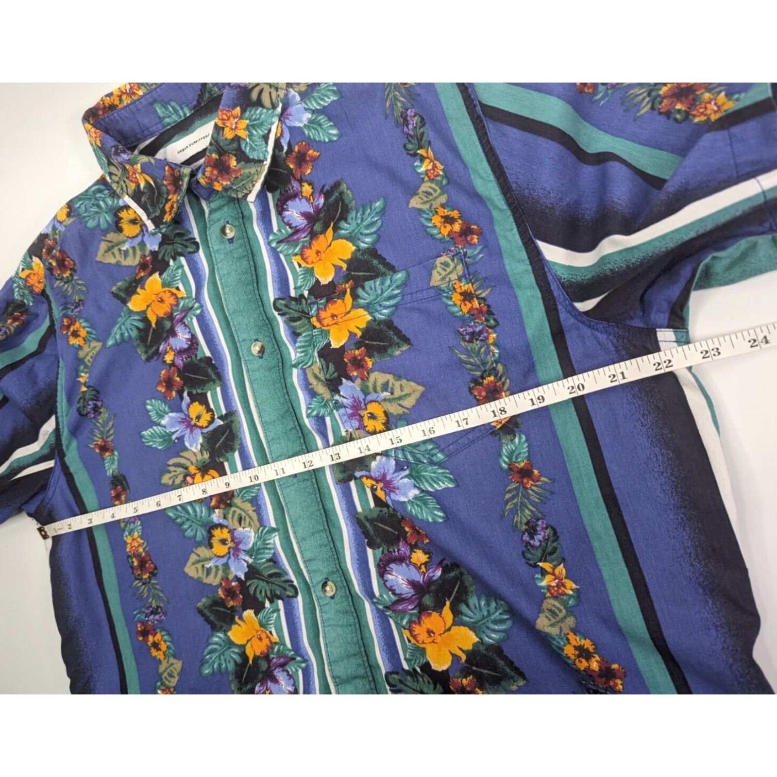 Urban Outfitters Urban Outfitters Shirt Men L Multicolor Floral Hawaiian Tropical Button-Up Short Sleeve Collared Cotton Size US L / EU 52-54 / 3 - 4 Thumbnail