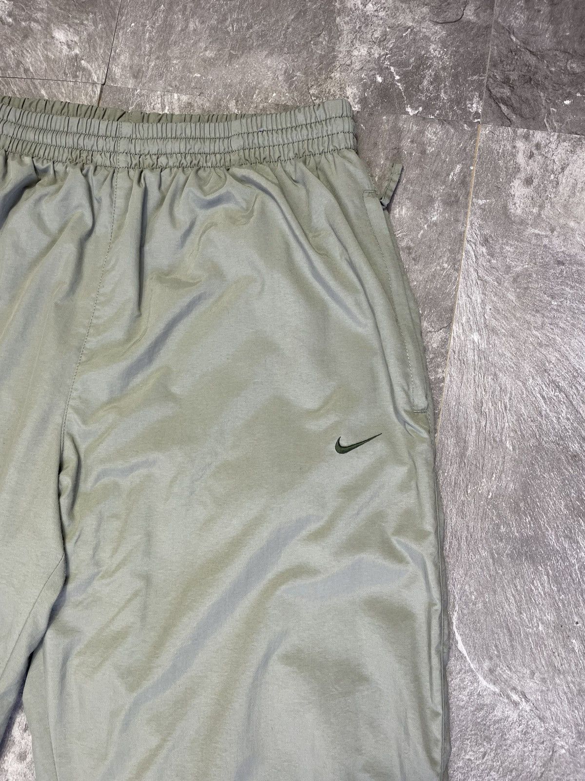 Nike 00s Nike Vintage Nylon Baggy Swoosh Drill Joggers Pants Y2K Size US 32 / EU 48 - 2 Thumbnail