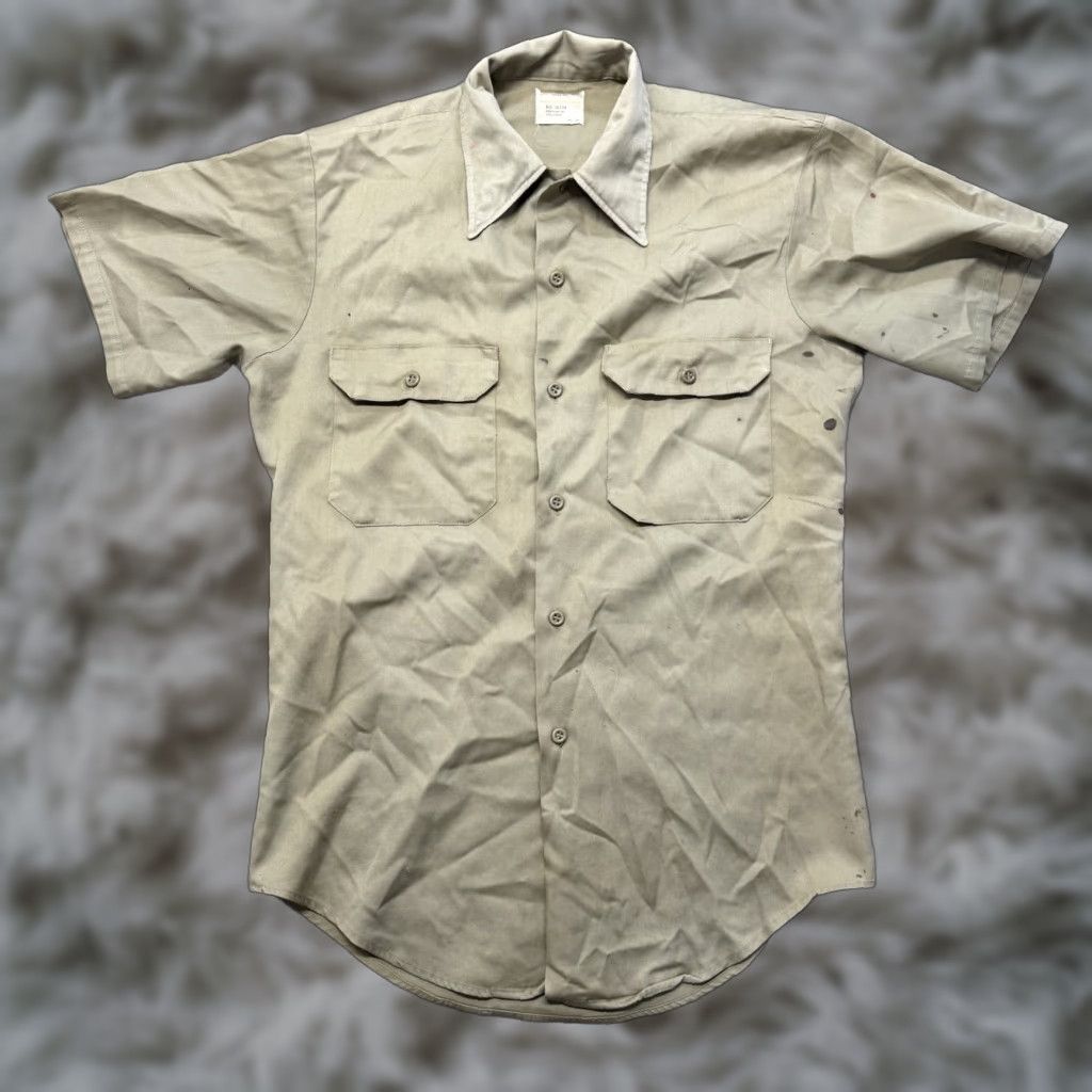Vintage VINTAGE Big Mac Work Shirt Mens L 70s No Iron Button-Up Short Sleeve Cotton Twill Beige Distressed Size US L / EU 52-54 / 3 - 1 Thumbnail