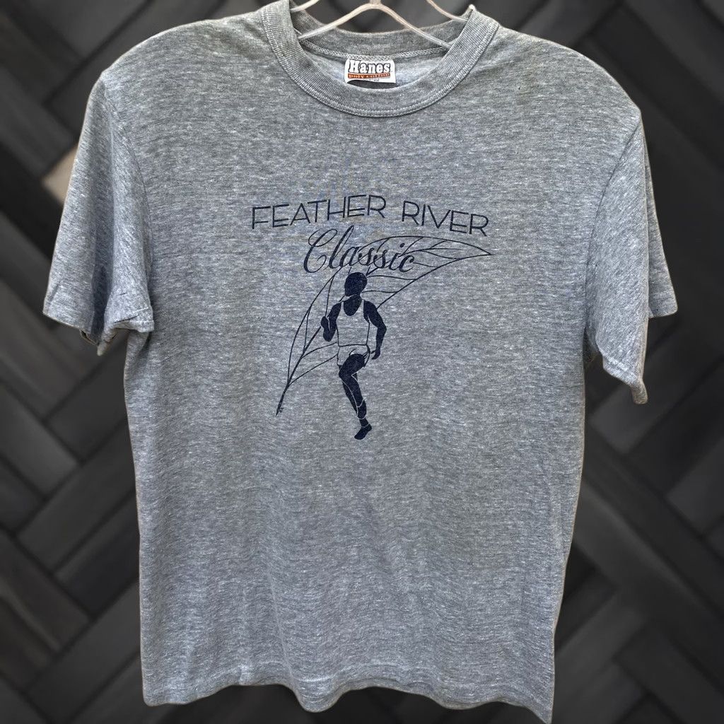 Hanes VINTAGE Feather River Classic Runner T Shirt Hanes Poly Cotton Gray M Unisex Graphic Tee 70s 80s Size US M / EU 48-50 / 2 - 1 Thumbnail
