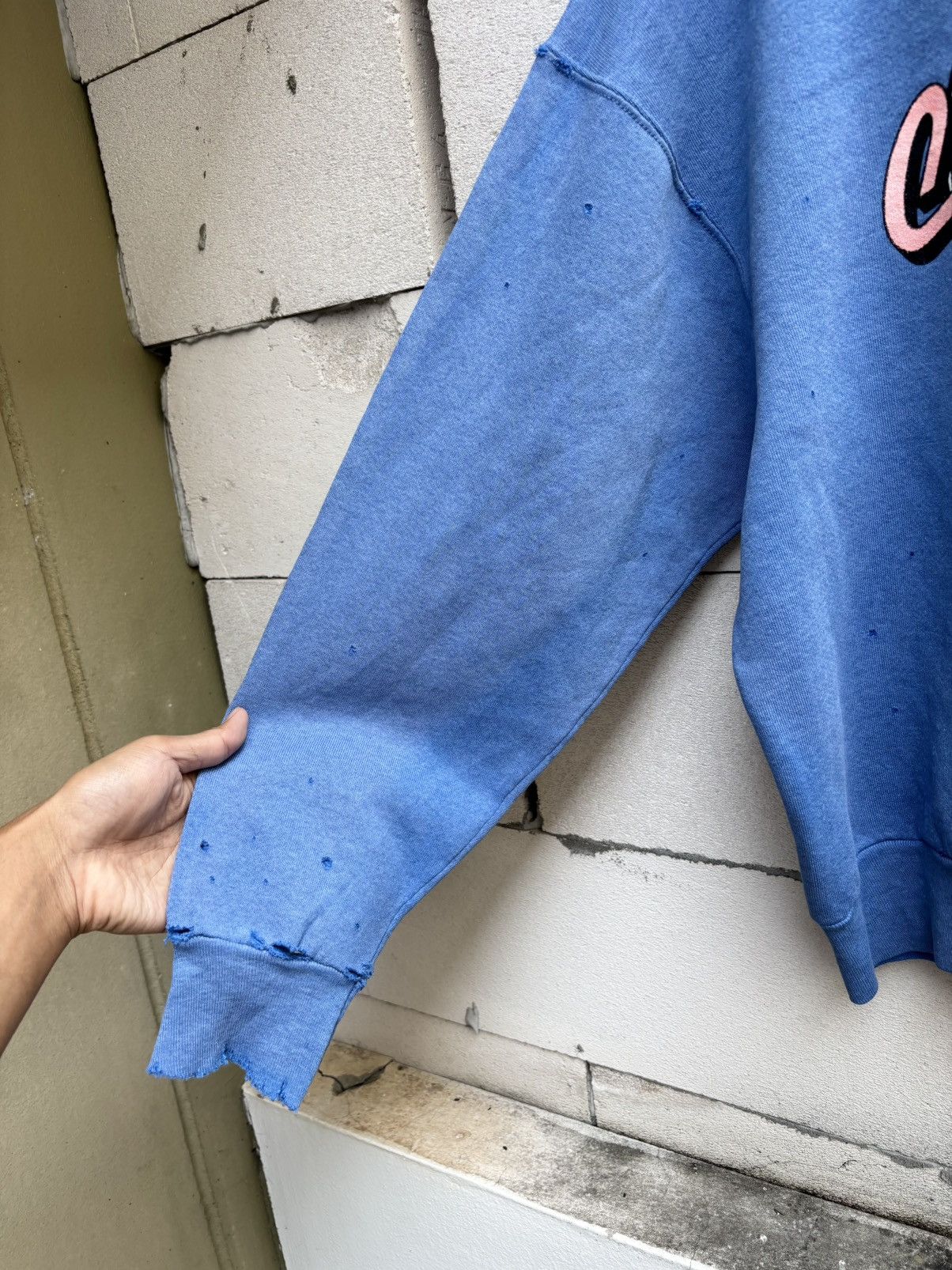 Vintage Thrashed Distressed Down Town Courtenay Sweatshirt Size US L / EU 52-54 / 3 - 4 Thumbnail