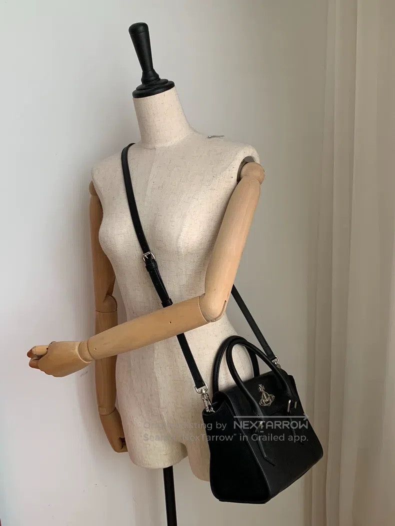 Vivienne Westwood Vivienne Westwood size os Matilda Saturn Bag Size ONE SIZE - 2 Thumbnail