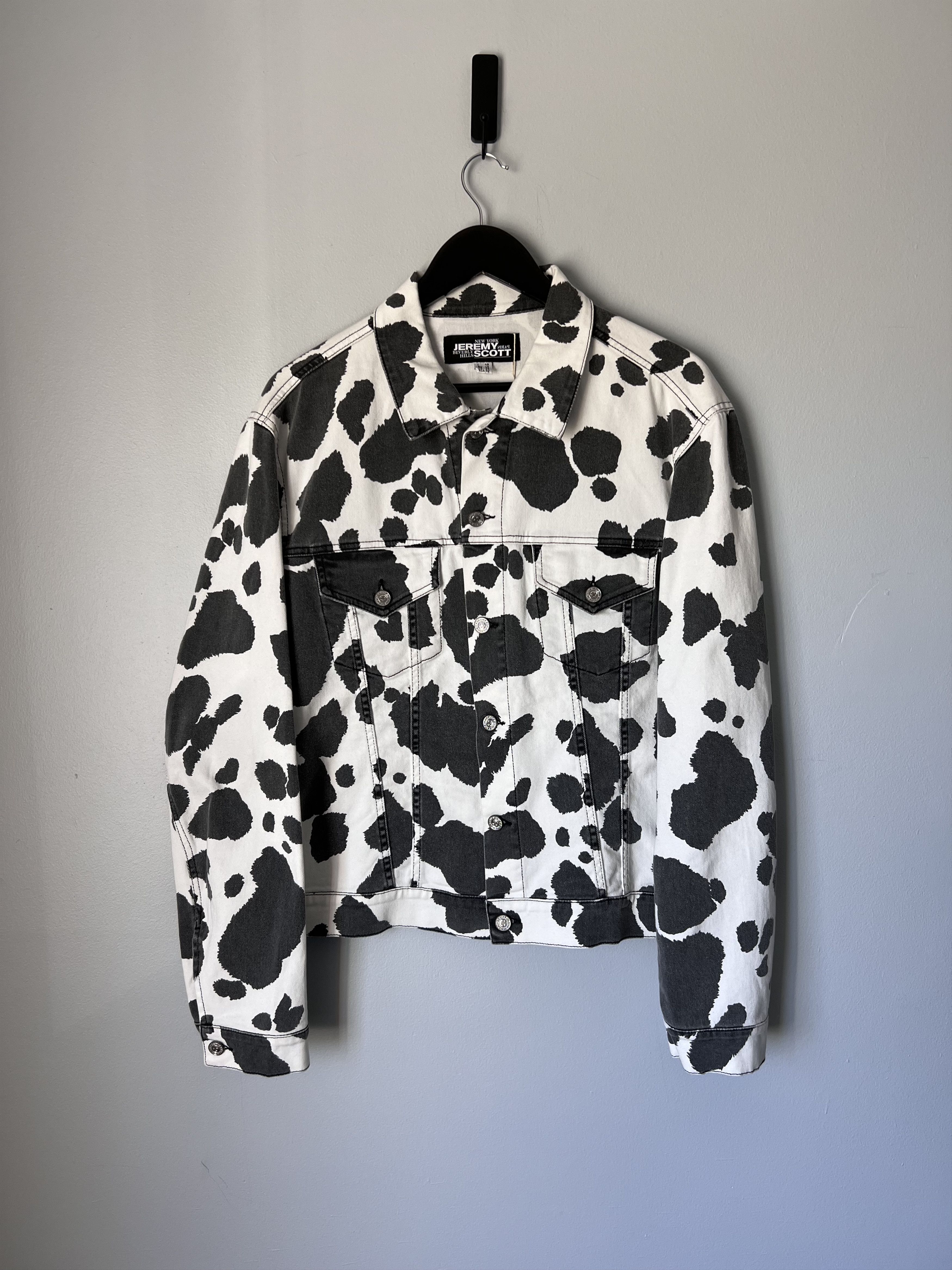 Jeremy Scott Jeremy Scott Cow Print Denim Jacket in White Black Size US M / EU 48-50 / 2 - 1 Thumbnail