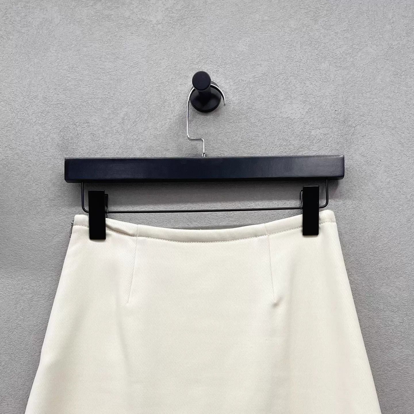 Hermes Hermes Cream A-line Skirt - Elegant Commuter Size 25" / US 0 / IT 36 - 4 Thumbnail