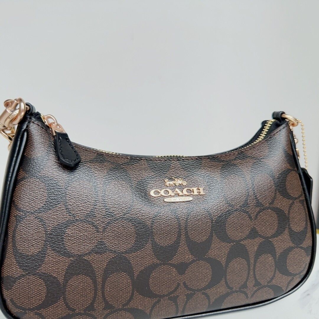 Coach NWT COACH CA548 Women’s Size ONE SIZE - 4 Thumbnail