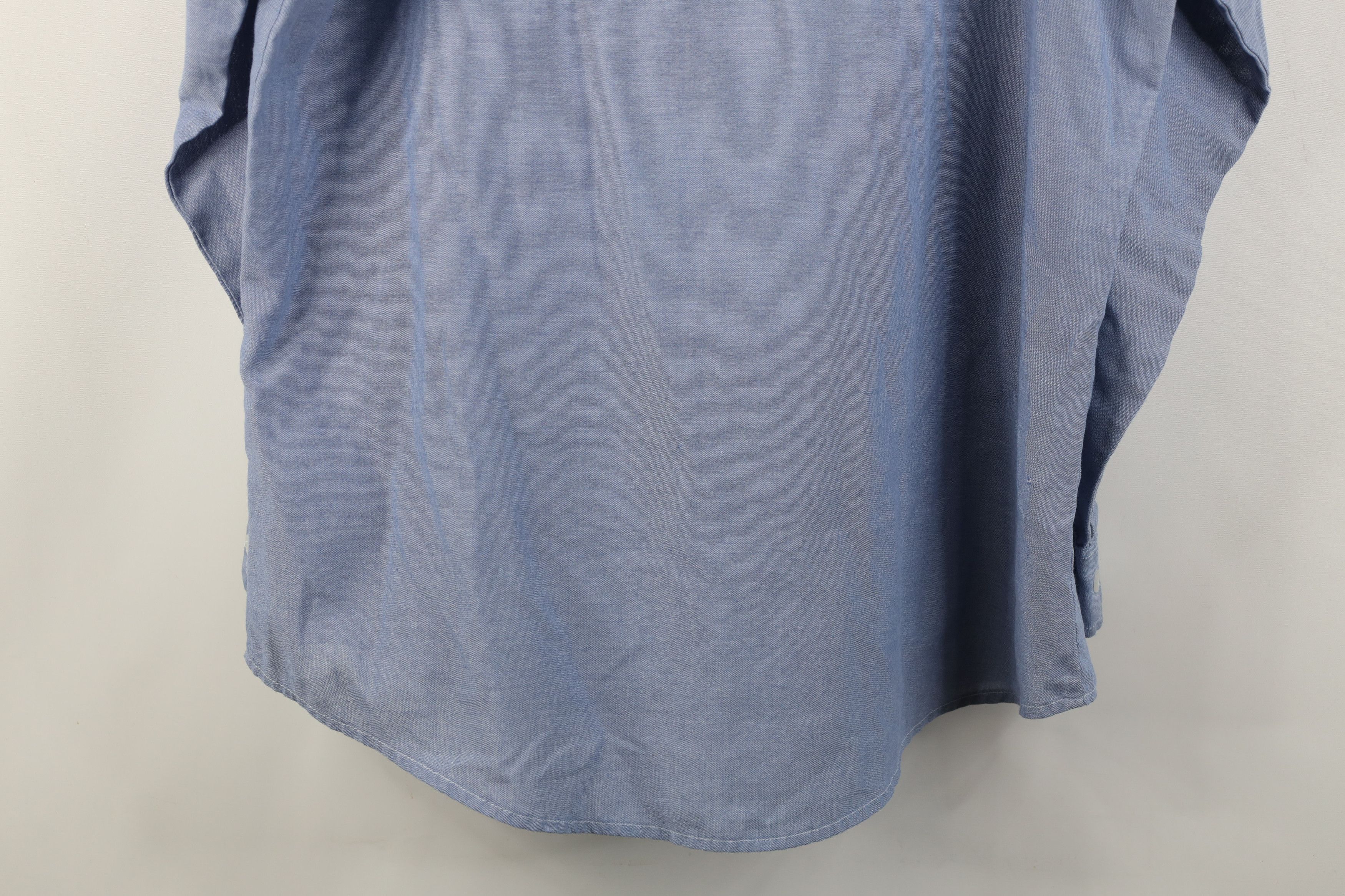Vintage Vintage 90s Streetwear Chambray Button Shirt Workwear Blue Size US L / EU 52-54 / 3 - 15 Thumbnail