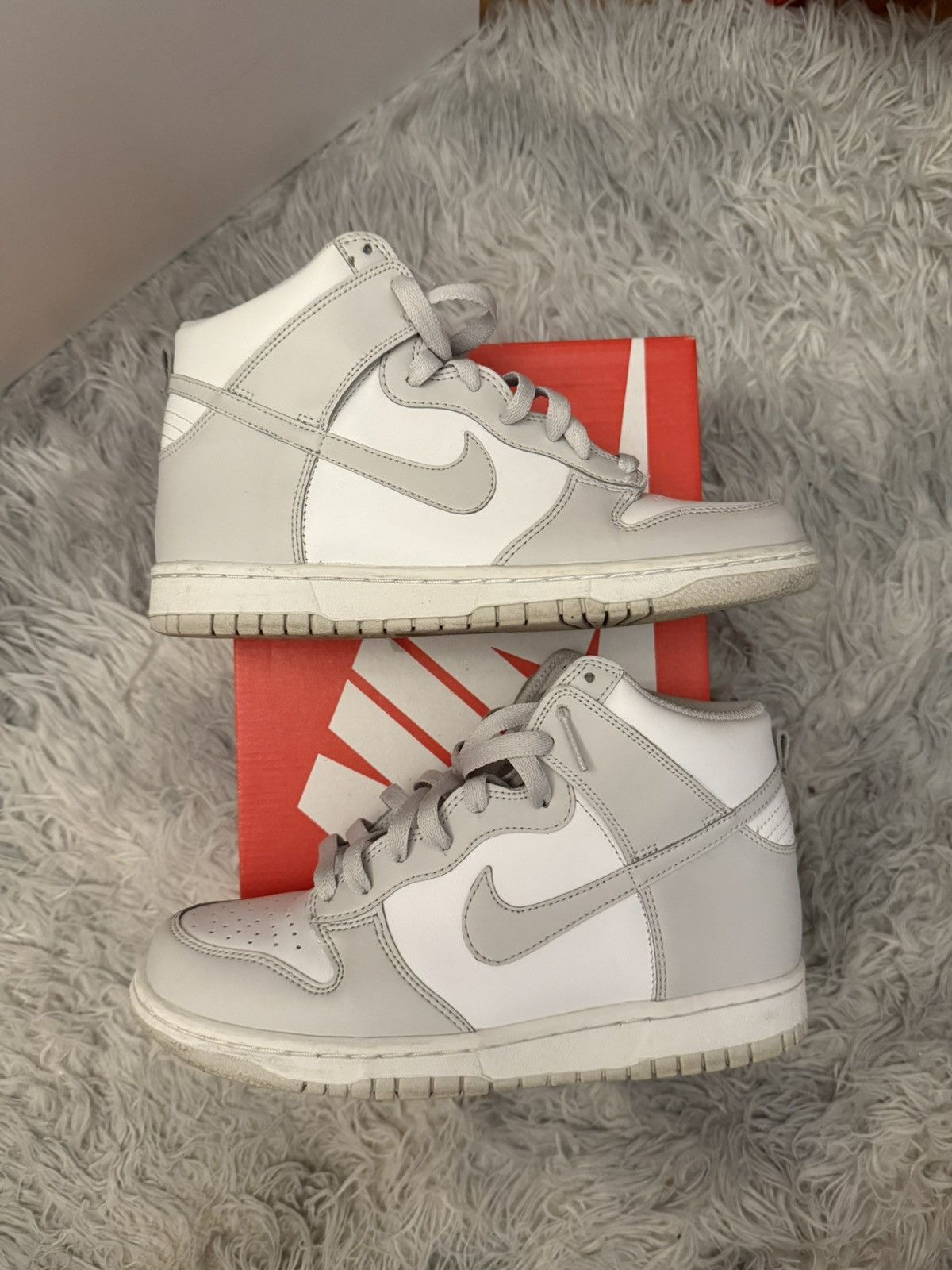 Nike Nike Dunk High GS Size US 6 / EU 39 - 2 Thumbnail