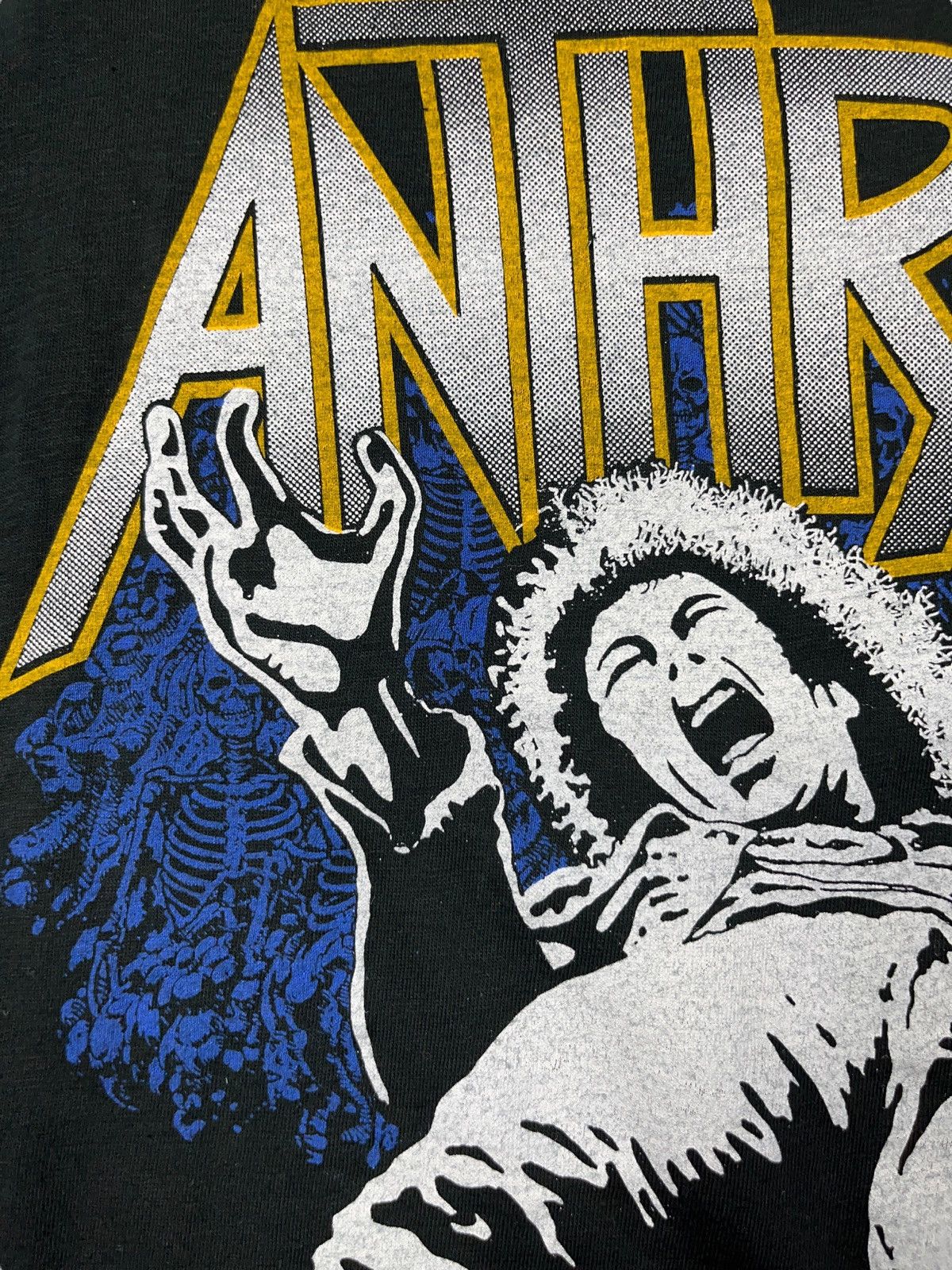 Band Tees Vintage 90s Anthrax Spreading The Disease T-shirt Size US XL / EU 56 / 4 - 5 Thumbnail