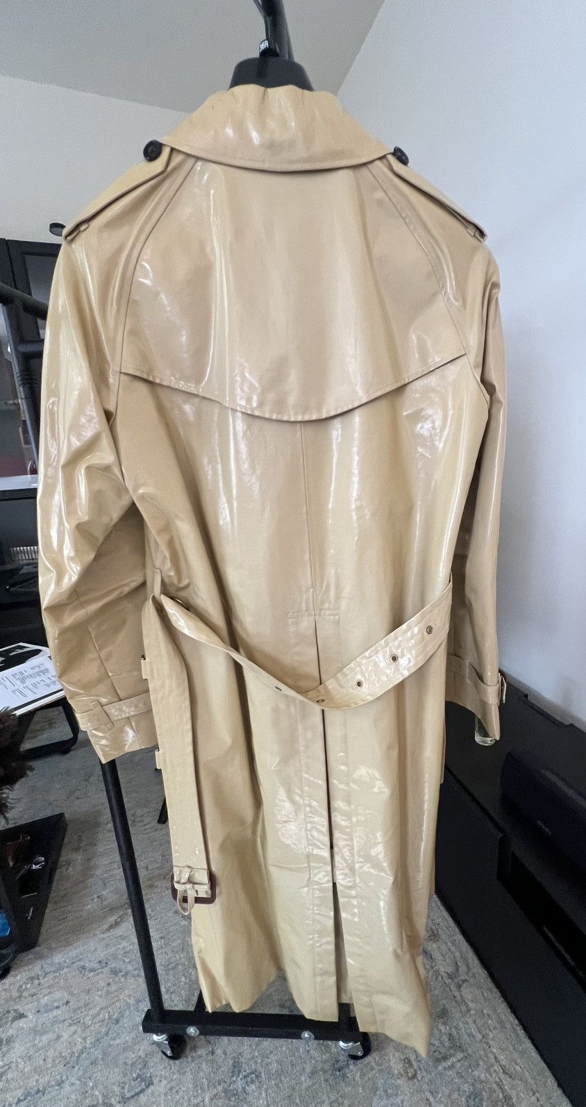 Burberry BURBERRY Laminated Gabardine Trench Coat Size US S / EU 44-46 / 1 - 5 Thumbnail