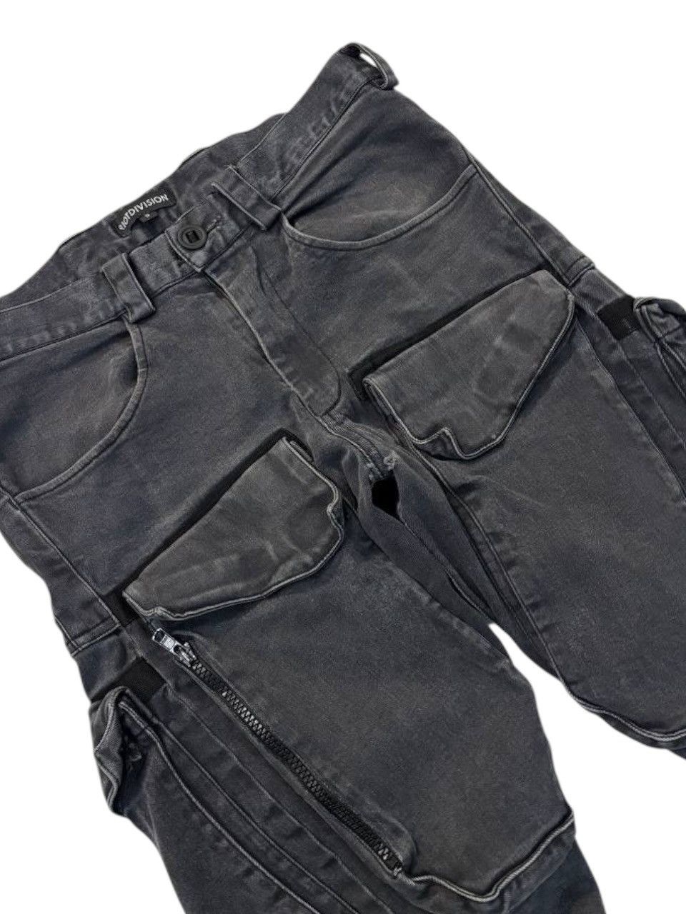 Riot Division Riot Division archive vintage street multi pocket cargo rare Size US 29 - 2 Thumbnail