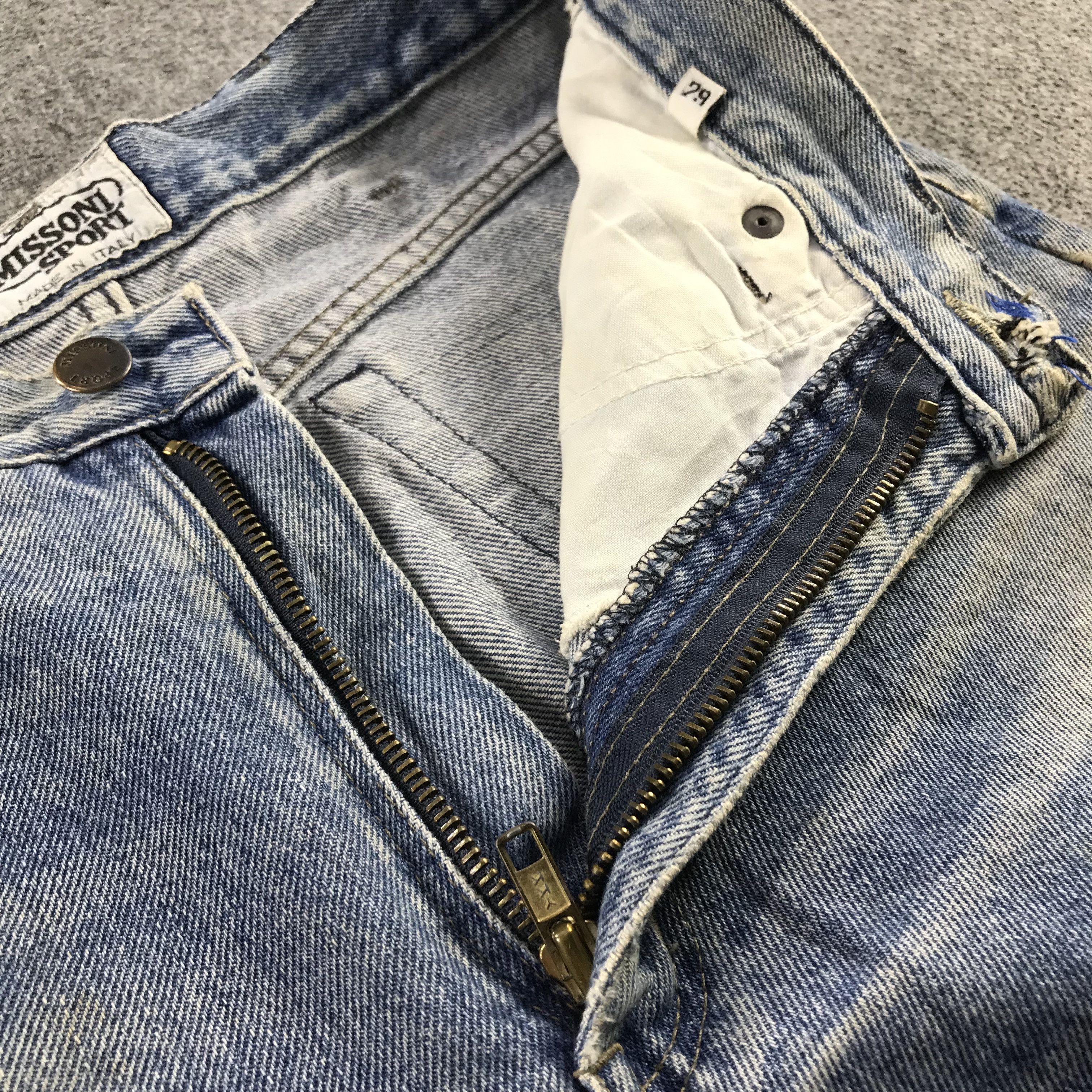 Missoni Vintage 90's Missoni Sport Jeans Light Wash Denim KJ3390 Size US 28 / EU 44 - 8 Thumbnail
