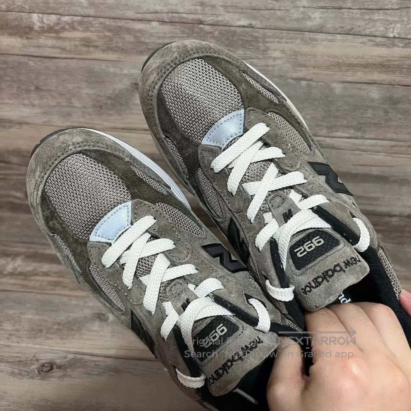 New Balance Gray Low. Size US 7.5 / EU 40-41 - 2 Thumbnail