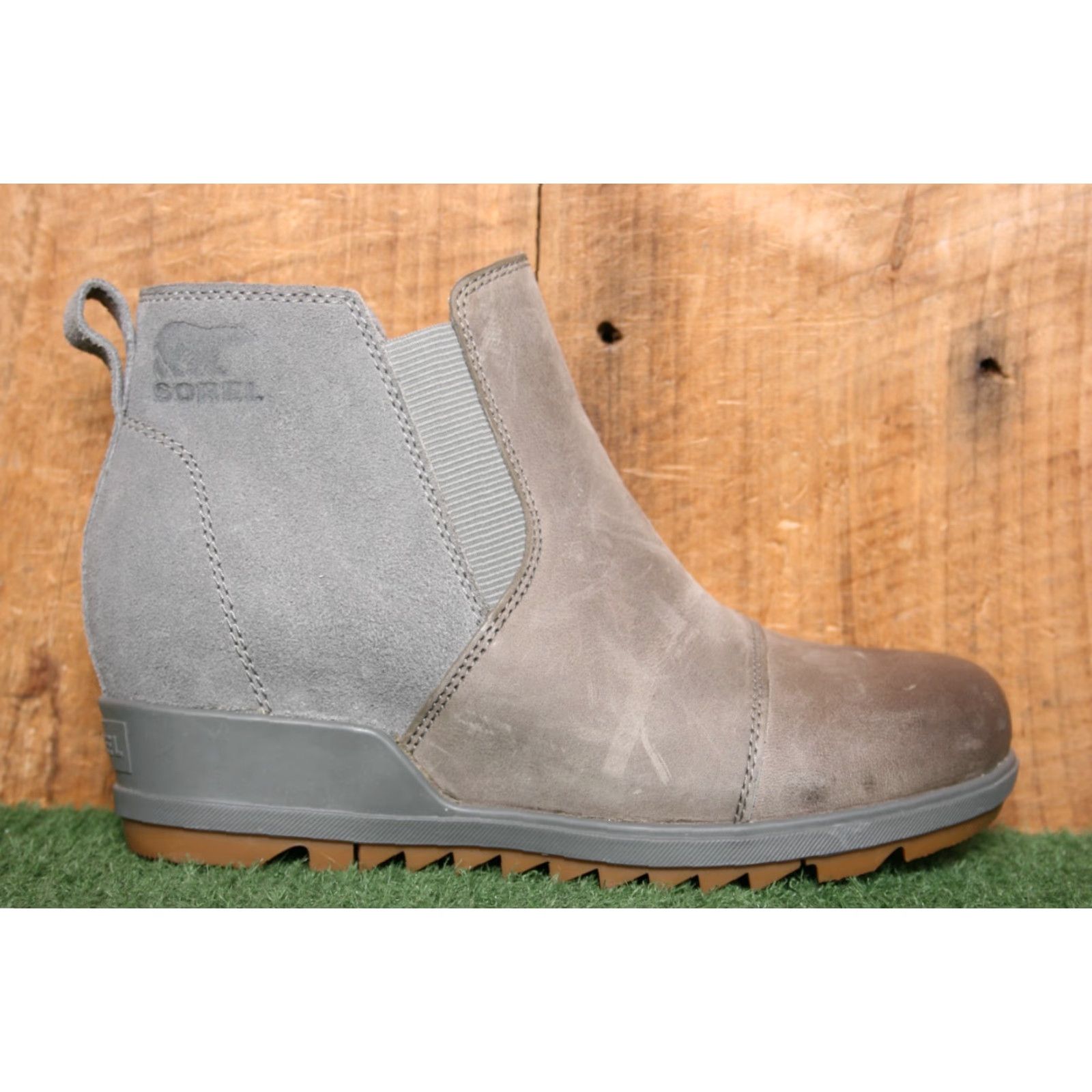 SOREL SOREL Evie Gray Leather & Suede Pull-On Wedge Heel Ankle Booties Women's Sz. 6 Bootie Shoes Size US 4 / IT 34 - 2 Thumbnail