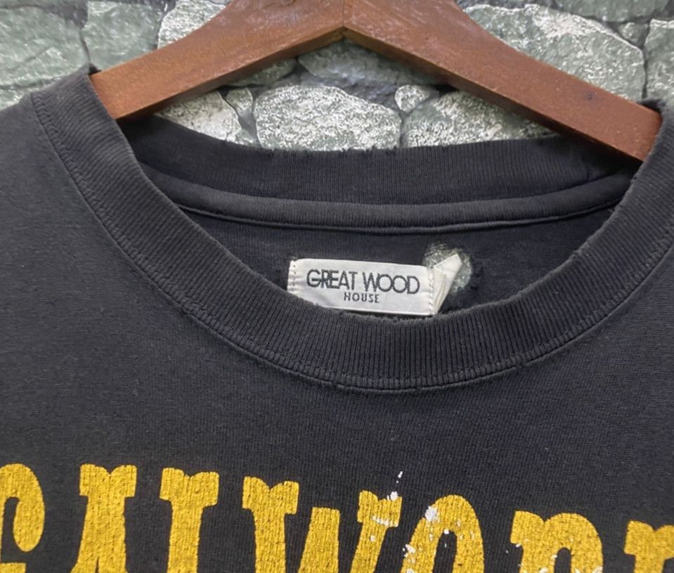 Japanese Brand Vintage Great Wood House Real World Watch Intently Tshirt Size US L / EU 52-54 / 3 - 6 Thumbnail