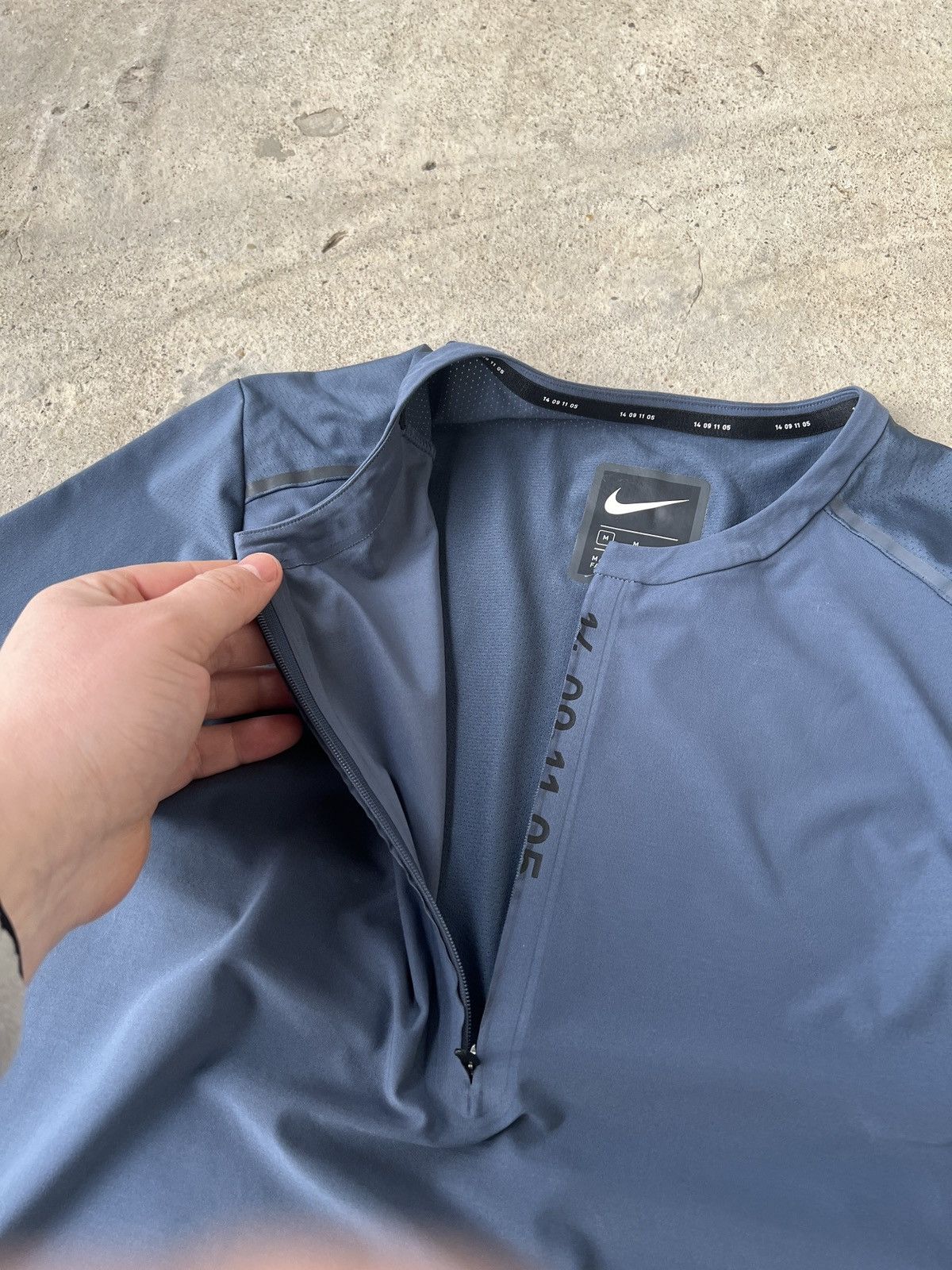 Nike Mens Nike Tech Pack S/S 1/2 zip Top Size US M / EU 48-50 / 2 - 4 Thumbnail