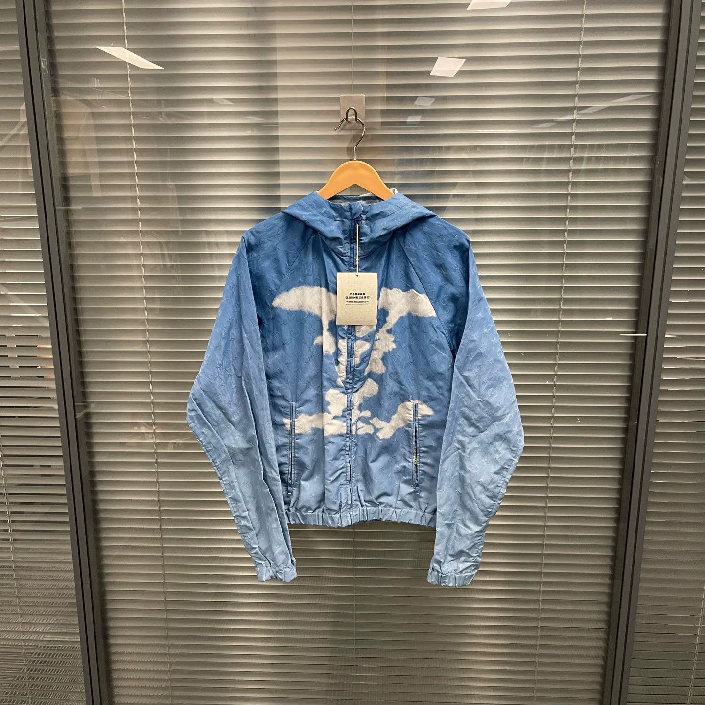 Louis Vuitton Blue & White Cloud Jacket 46 Mint