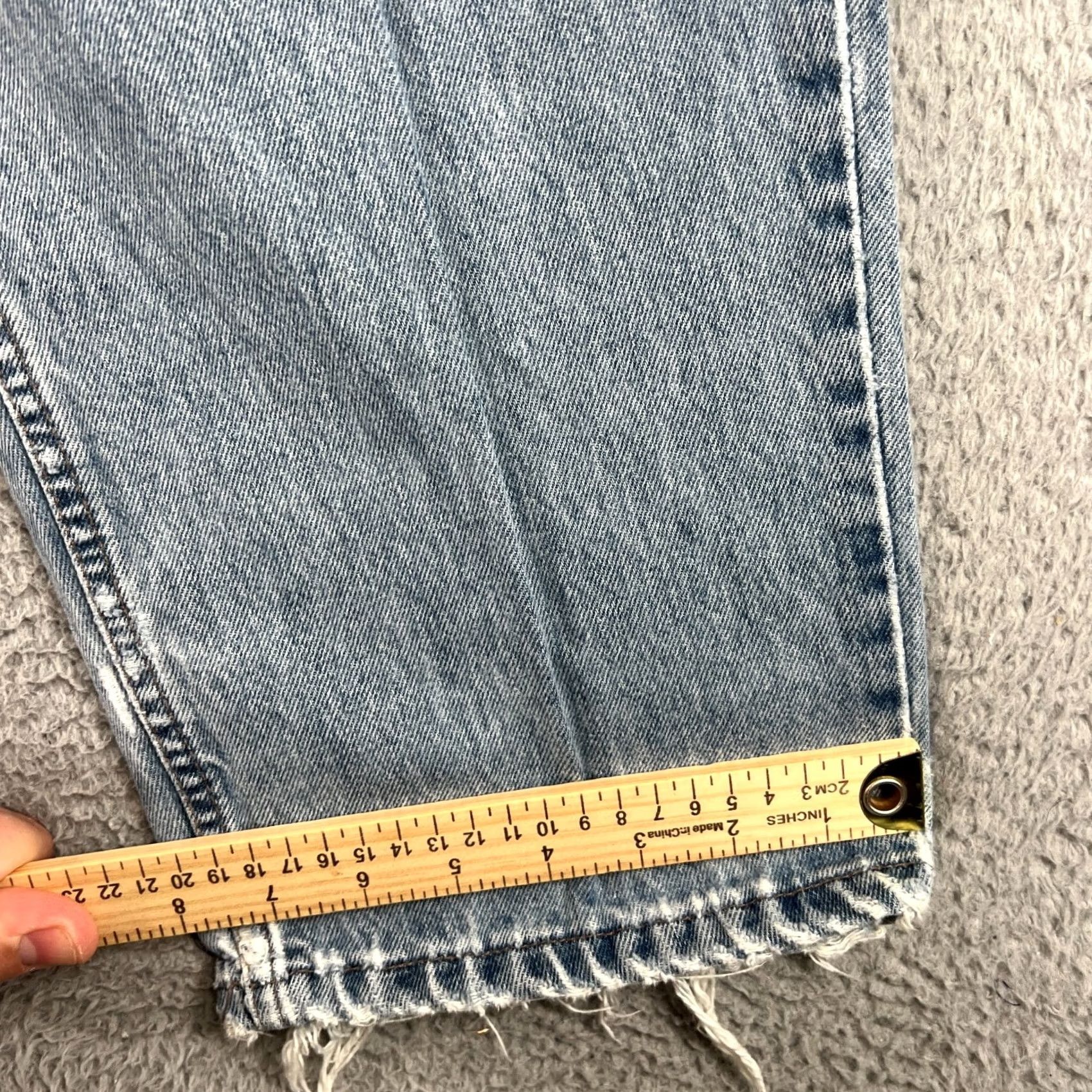 Levi's VINTAGE Levi’s Silvertab Baggy Jeans 34x32 90s Light Wash Faded Blue DISTRESSED Men Size US 34 / EU 50 - 4 Thumbnail
