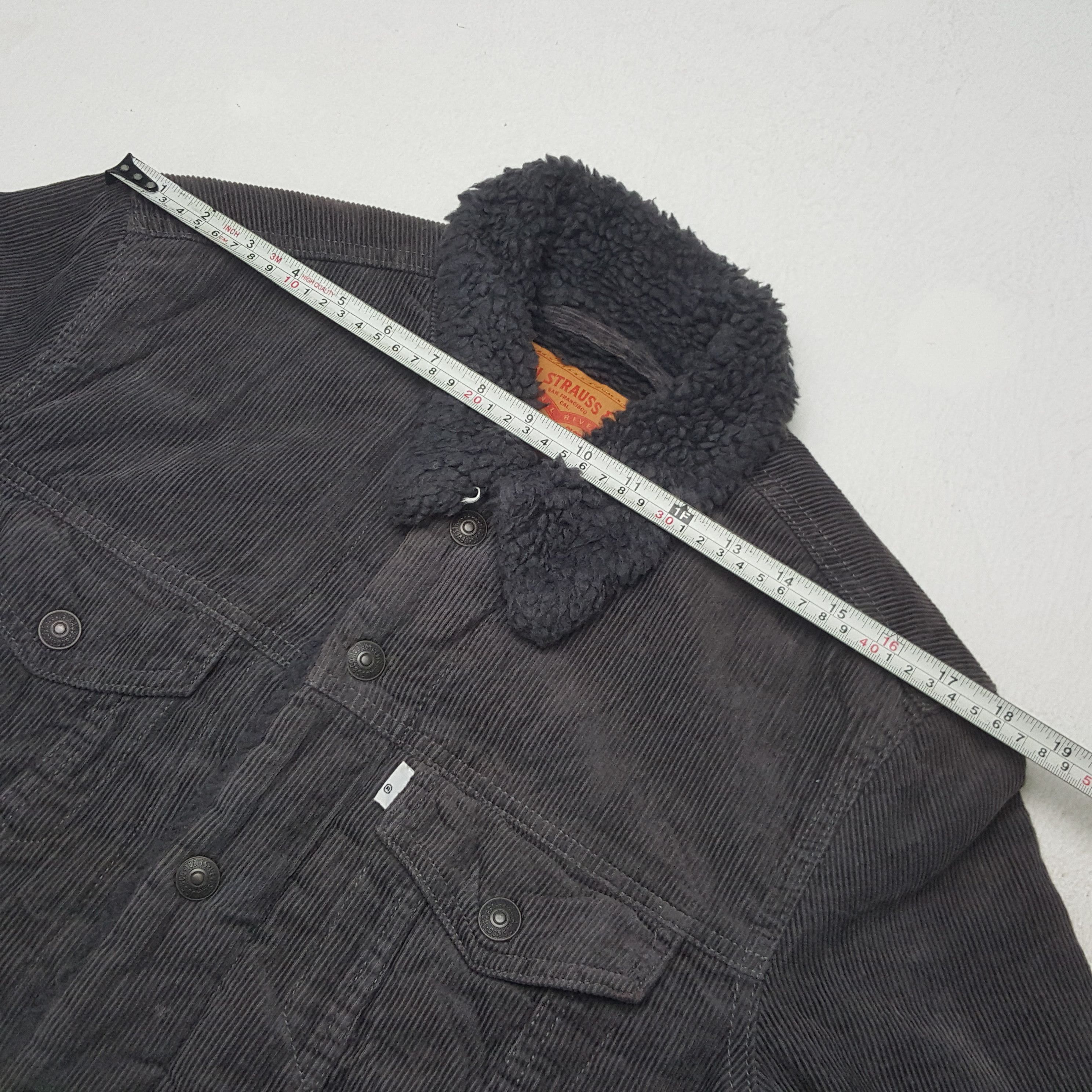 Levi's Vintage Levi's Corduroy Sherpa Inside Bikers Jacket Size US S / EU 44-46 / 1 - 6 Thumbnail