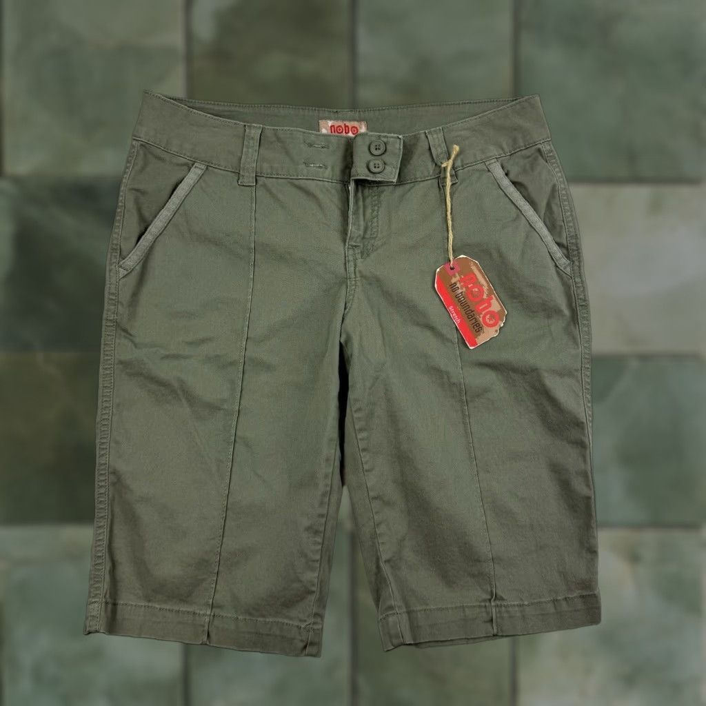 Vintage VINTAGE No Boundaries Bermuda Shorts Womens Juniors 11 Green Hipster Grunge Y2K 90s NWT Womens Size 32" / US 10 / IT 46 - 1 Thumbnail