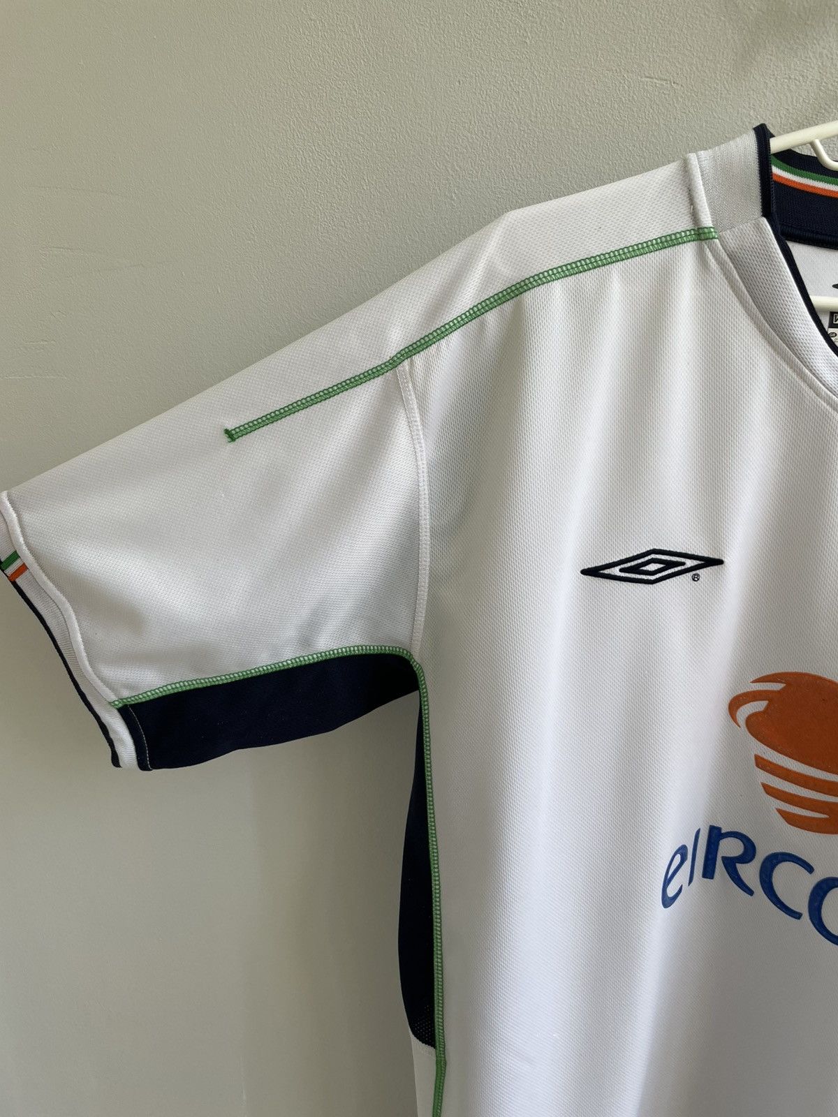 Vintage Ireland 2003 2004 2005 Football Shirt Soccer Jersey Umbro Size US XL / EU 56 / 4 - 3 Thumbnail