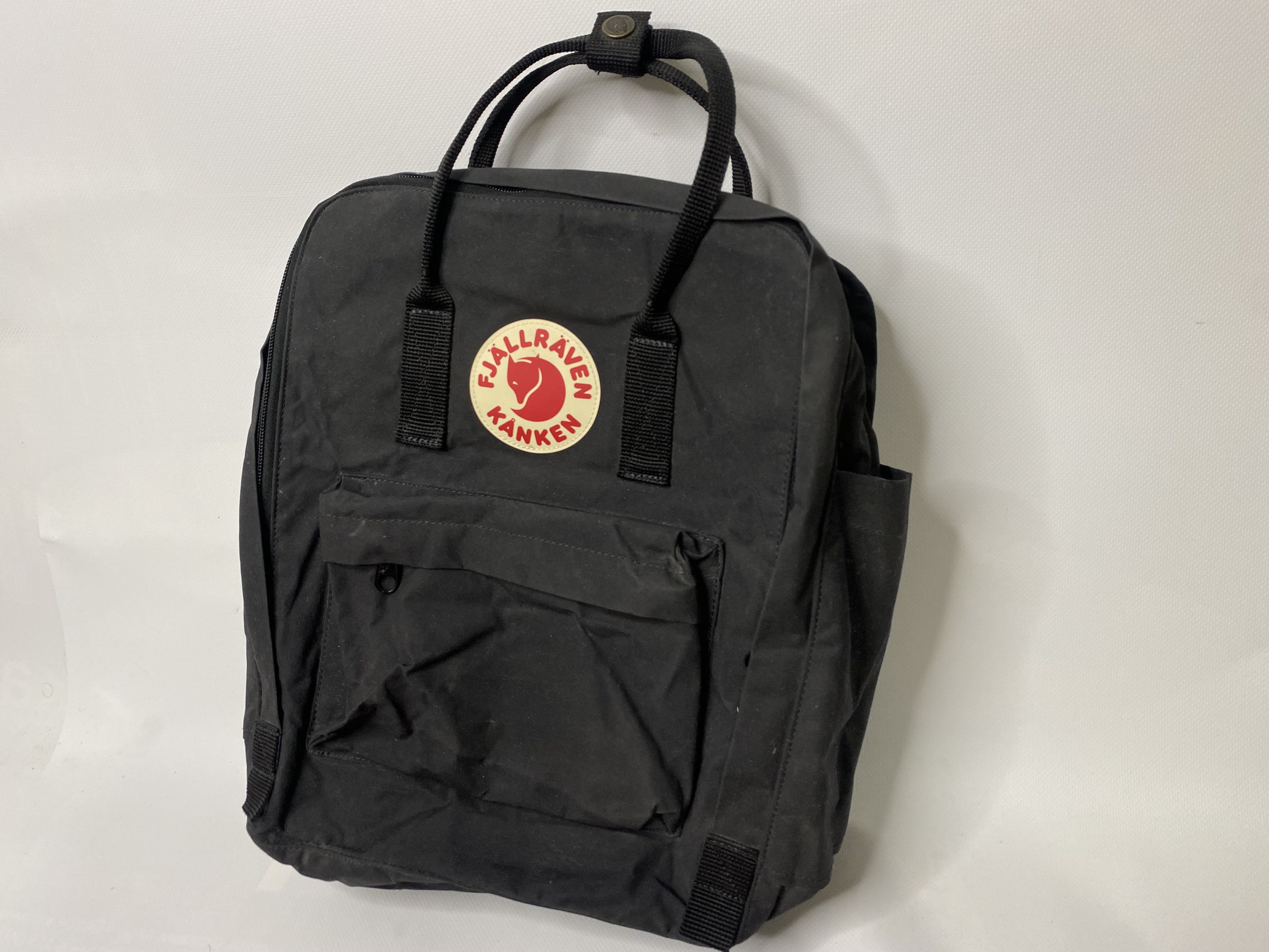 Fjallraven FJALLRAVEN KANKEN BLACK BACKPACK CLASSIC STYLE 23510 Size ONE SIZE - 1 Thumbnail