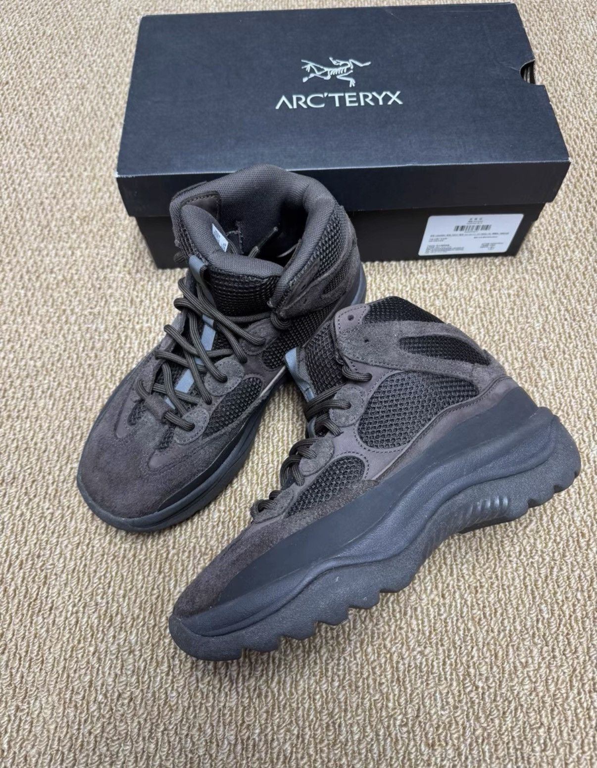 Adidas Adidas Yeezy DSRT Boot Oil Dark brown colorway K37 Size US 8 / EU 41 - 2 Thumbnail