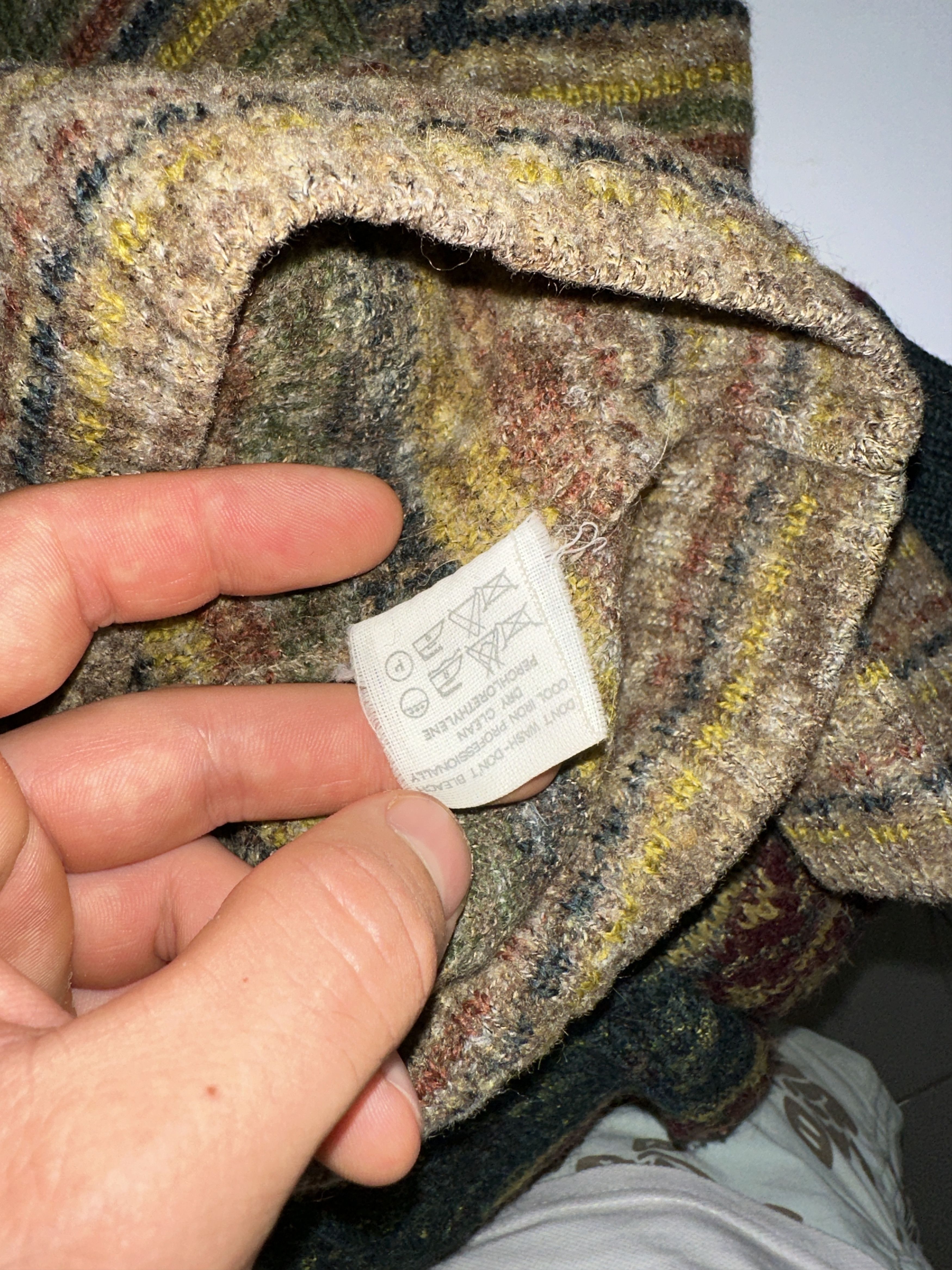 Missoni 1992 Missoni Cardigan 3D Knit Retro Jeresy Size 54 L XL Size US L / EU 52-54 / 3 - 23 Thumbnail