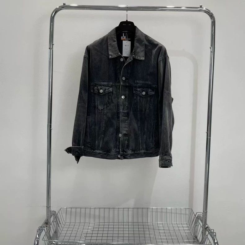 Balenciaga Balenciaga Denim Jacket with Dripping Smile - dmc Size US S / EU 44-46 / 1 - 1 Thumbnail