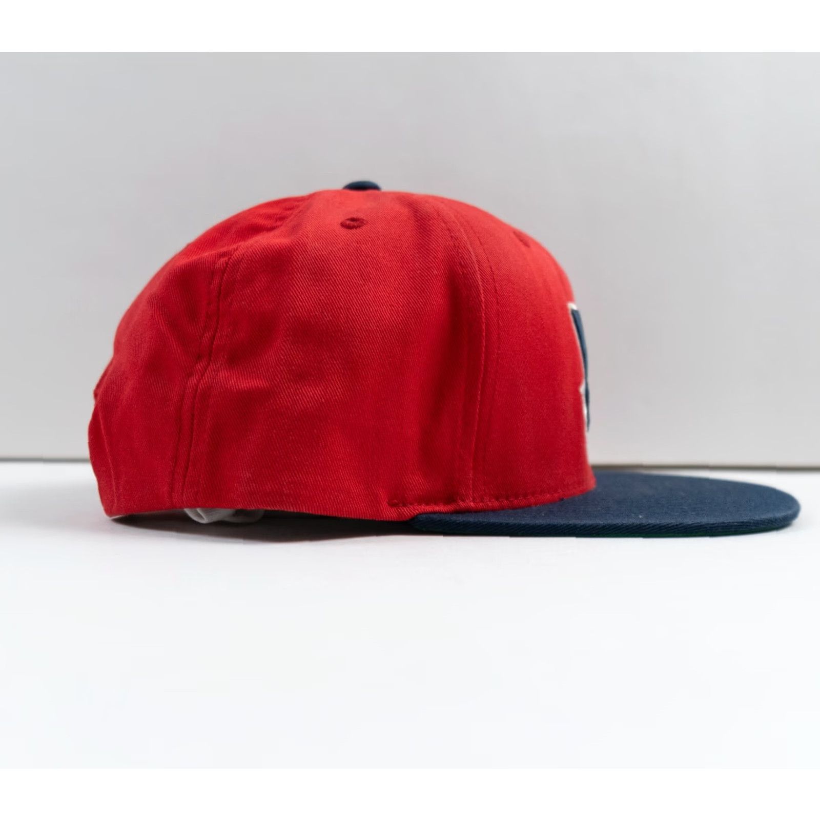 Undefeated VINTAGE Undefeated Men's Snapback Hat Casual Streetwear Red Cotton 90s Outdoor Adjustable Size ONE SIZE - 5 Thumbnail