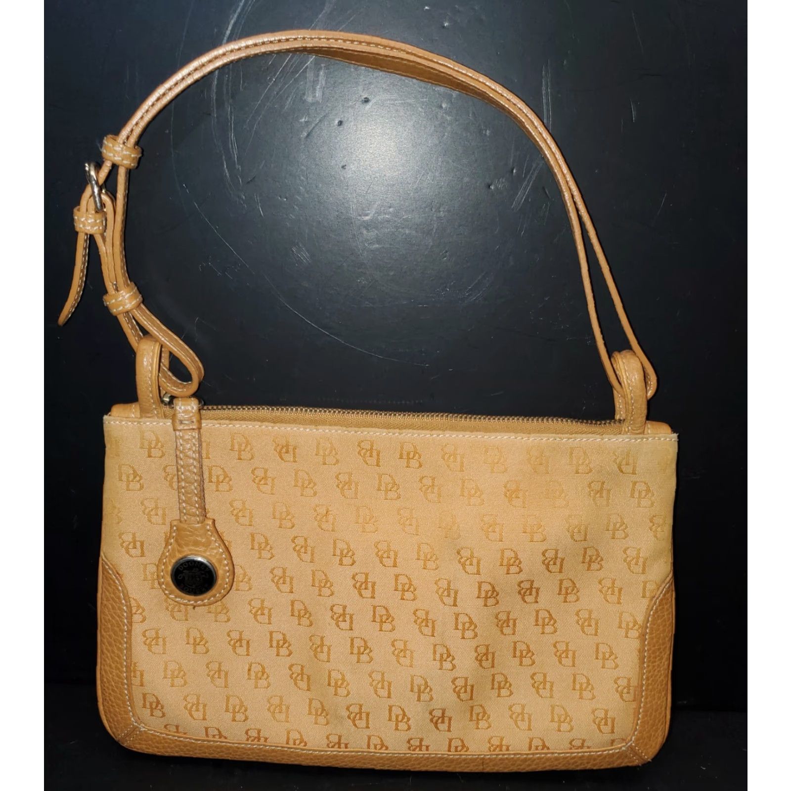 Dooney & Bourke VINTAGE Dooney & Bourke Monogram Small Shoulder Bag Clutch Canvas Leather Trim Beige Crossbody Strap Womens Bag Size ONE SIZE - 2 Thumbnail
