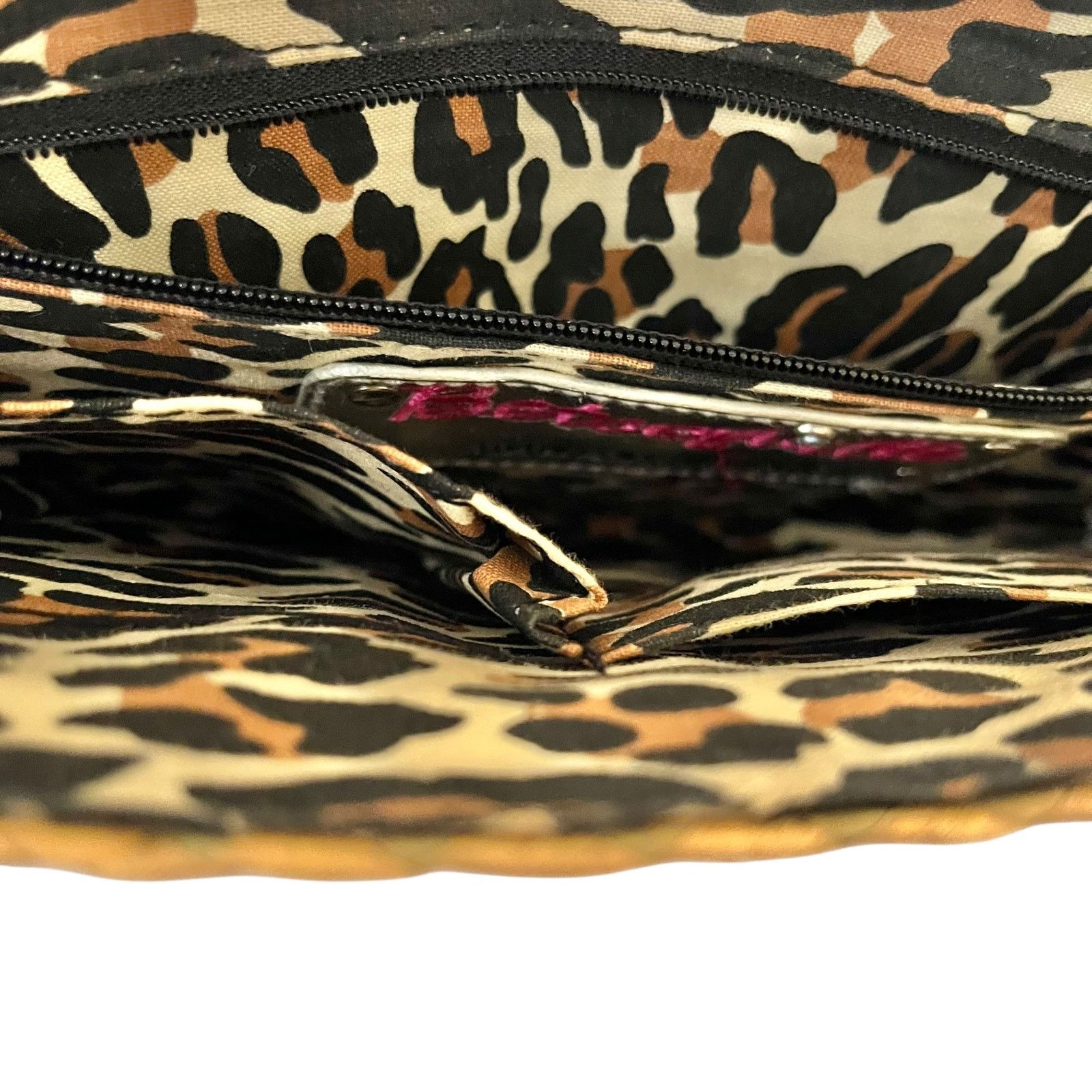 Betsey Johnson Betsey Johnson Betseyville Playa de Betsey Studded Clutch Size ONE SIZE - 7 Thumbnail