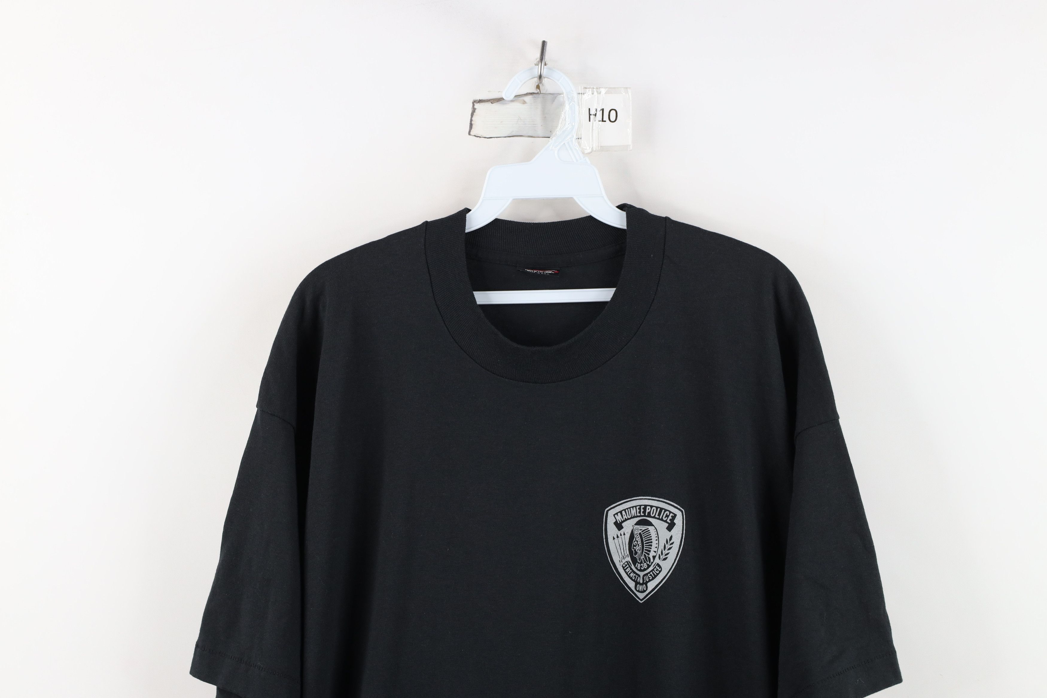Vintage Vintage 80s 90s Streetwear Maumee Police Ohio T-Shirt USA Size US XXL / EU 58 / 5 - 2 Thumbnail