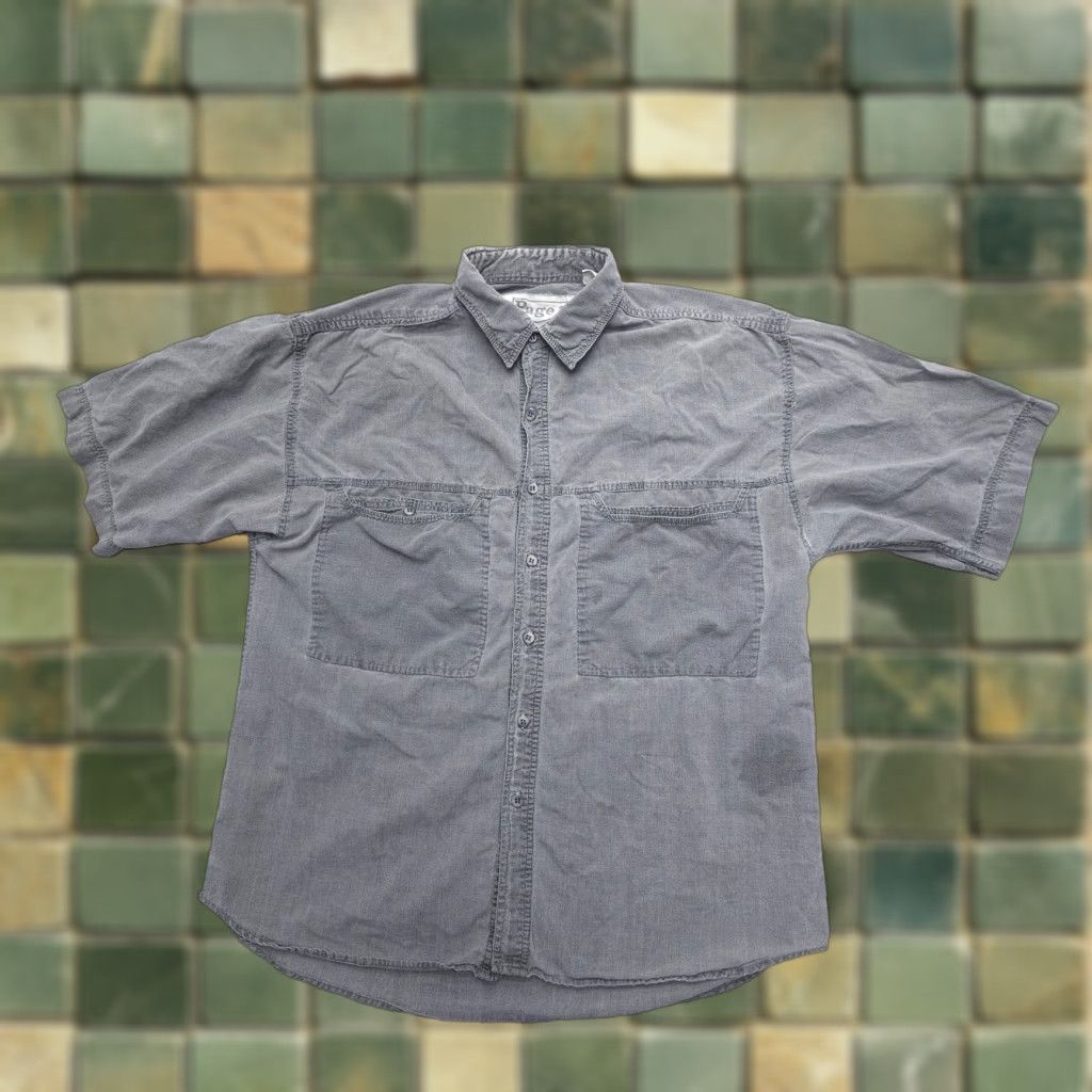 Vintage VINTAGE Page 1 Short Sleeve Button-Up Shirt Mens L Gray Cotton 90s Y2K Twill Button-Up Shirt Mens L Gray 90s Y2K Size US L / EU 52-54 / 3 - 1 Thumbnail