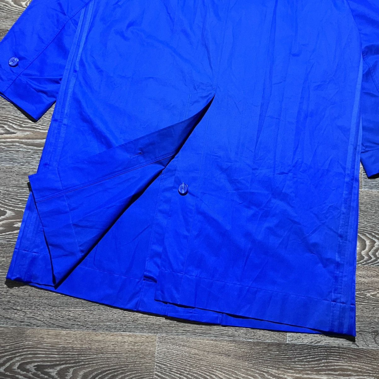Adidas F/W’2022 ADIDAS Blue Version Essentials Mackintosh Jacket Size US L / EU 52-54 / 3 - 19 Thumbnail
