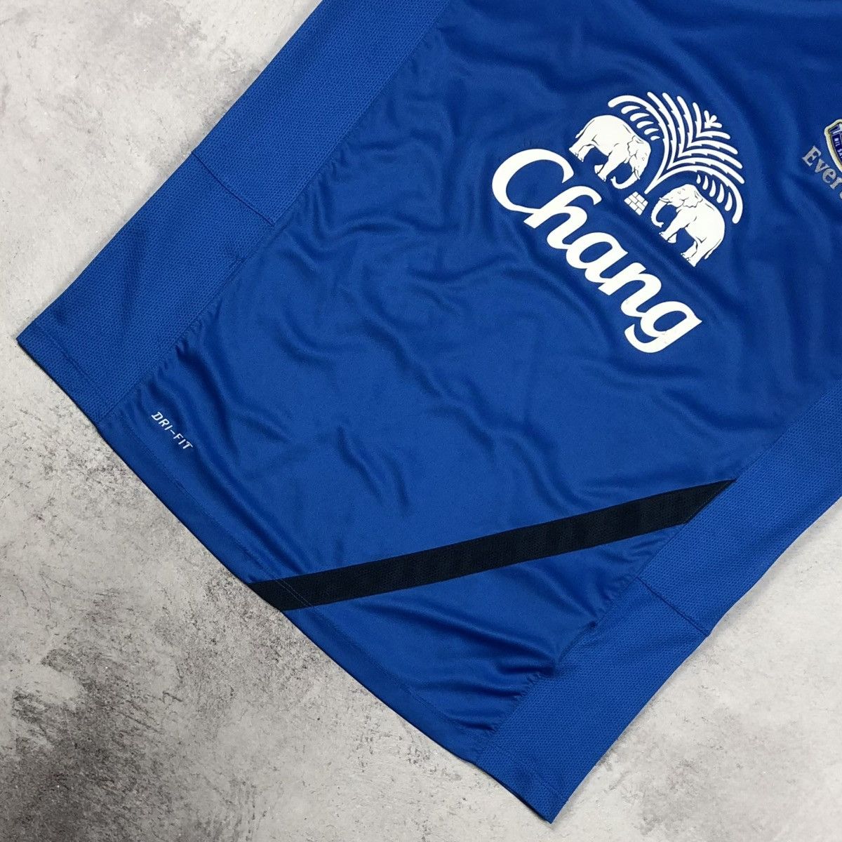 Nike Everton 2012-2013 Nike Training Jersey Size US L / EU 52-54 / 3 - 8 Thumbnail