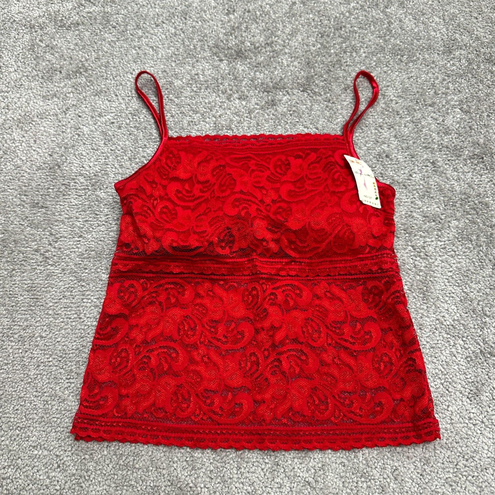 Vintage Qian Hua Lace Padded Camisole Tank Top Womens XXS Red Spaghetti Strap NWT New Size XXS / US 00 / IT 34 - 2 Thumbnail
