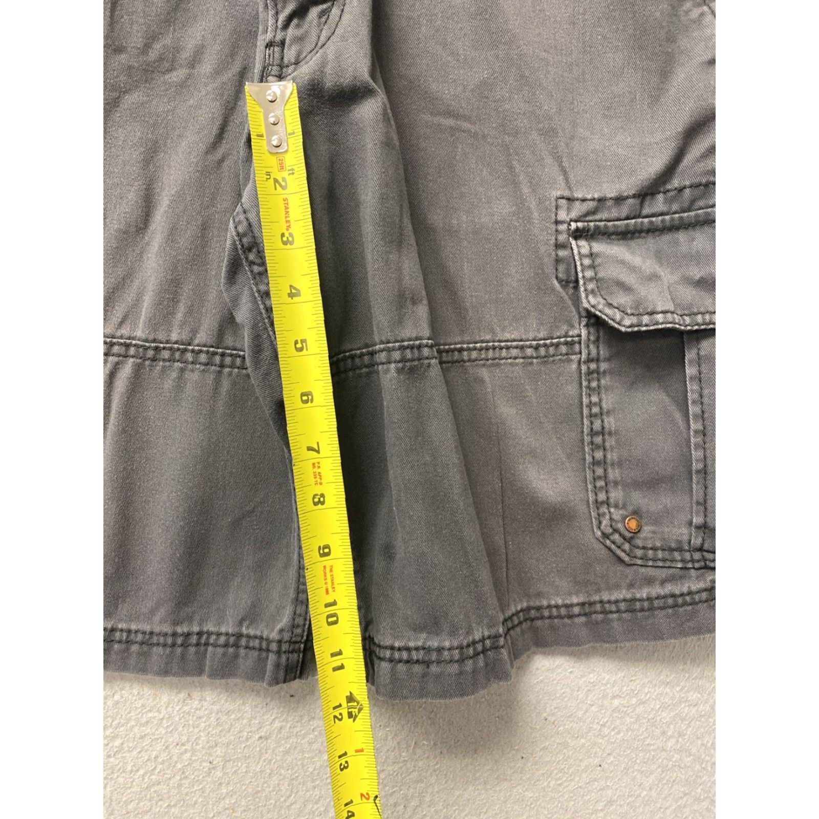 Levi's Levi's Mens Cargo Shorts 38 Faded Black Utility Lightweight Pockets Casual Outdoor Size US 38 / EU 54 - 6 Thumbnail
