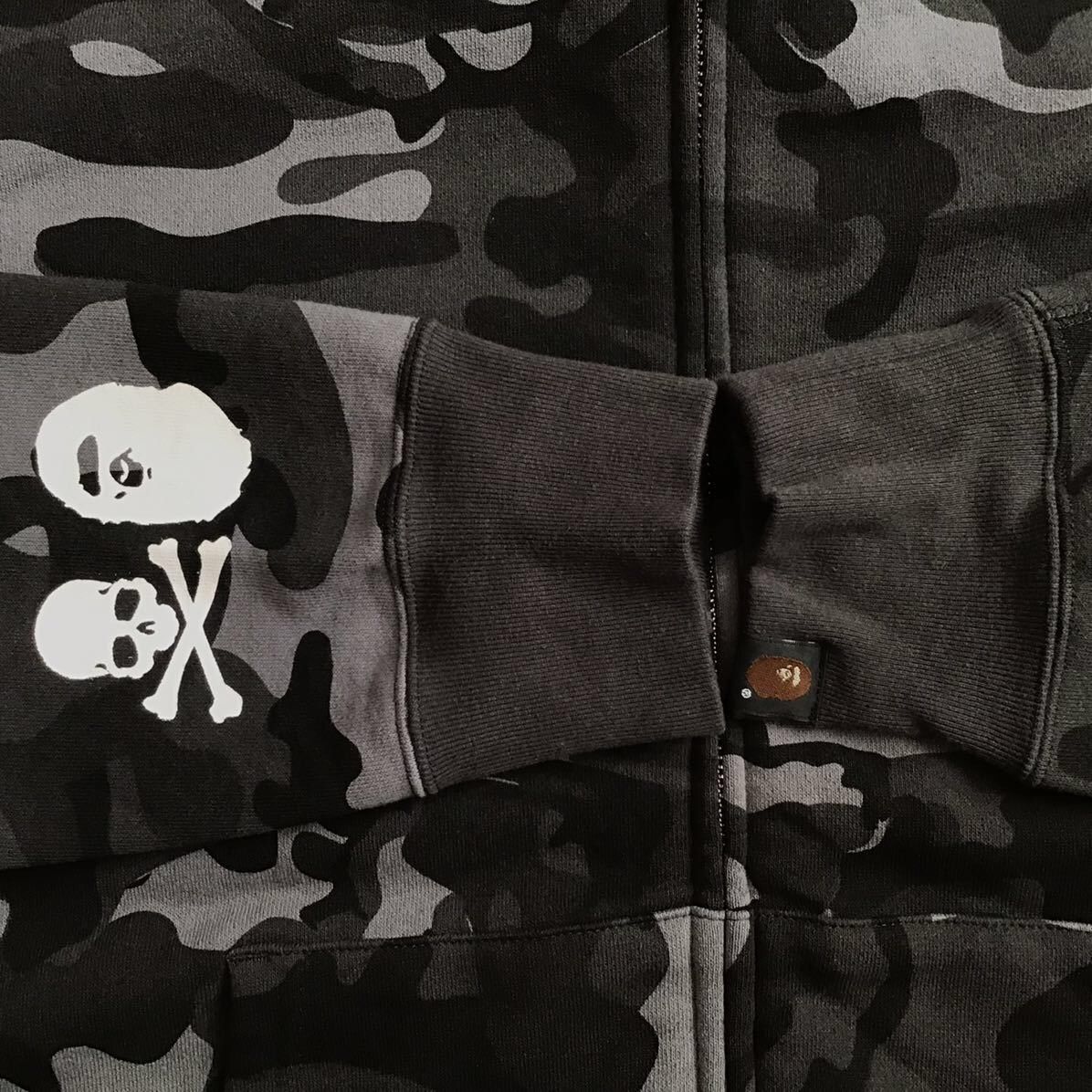 Bape × Mastermind Japan BAPE vs mastermind shark full zip hoodie a bathing ape MMJ Size US M / EU 48-50 / 2 - 6 Thumbnail